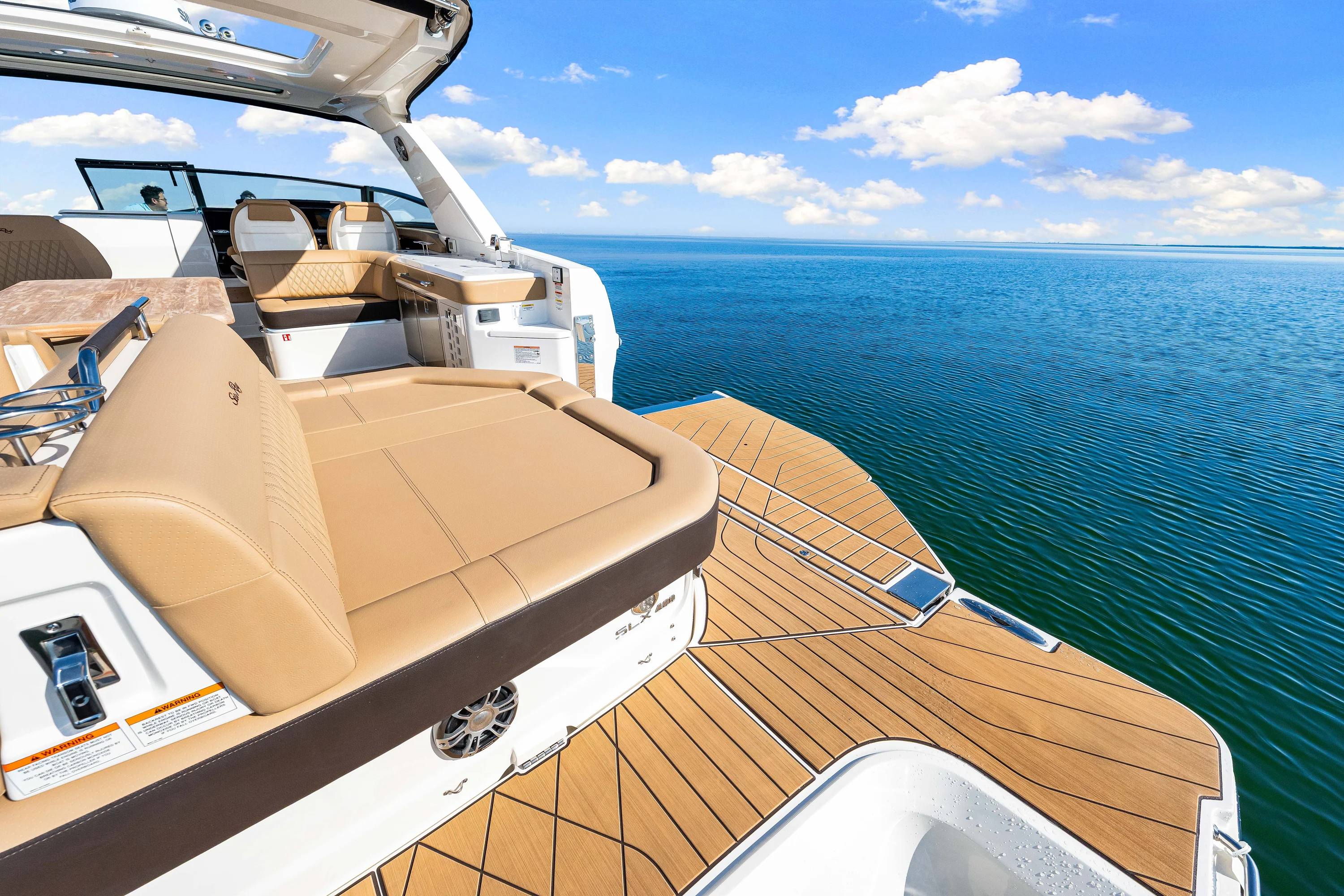 2025 Sea Ray SLX 400 Outboard Image Thumbnail #28