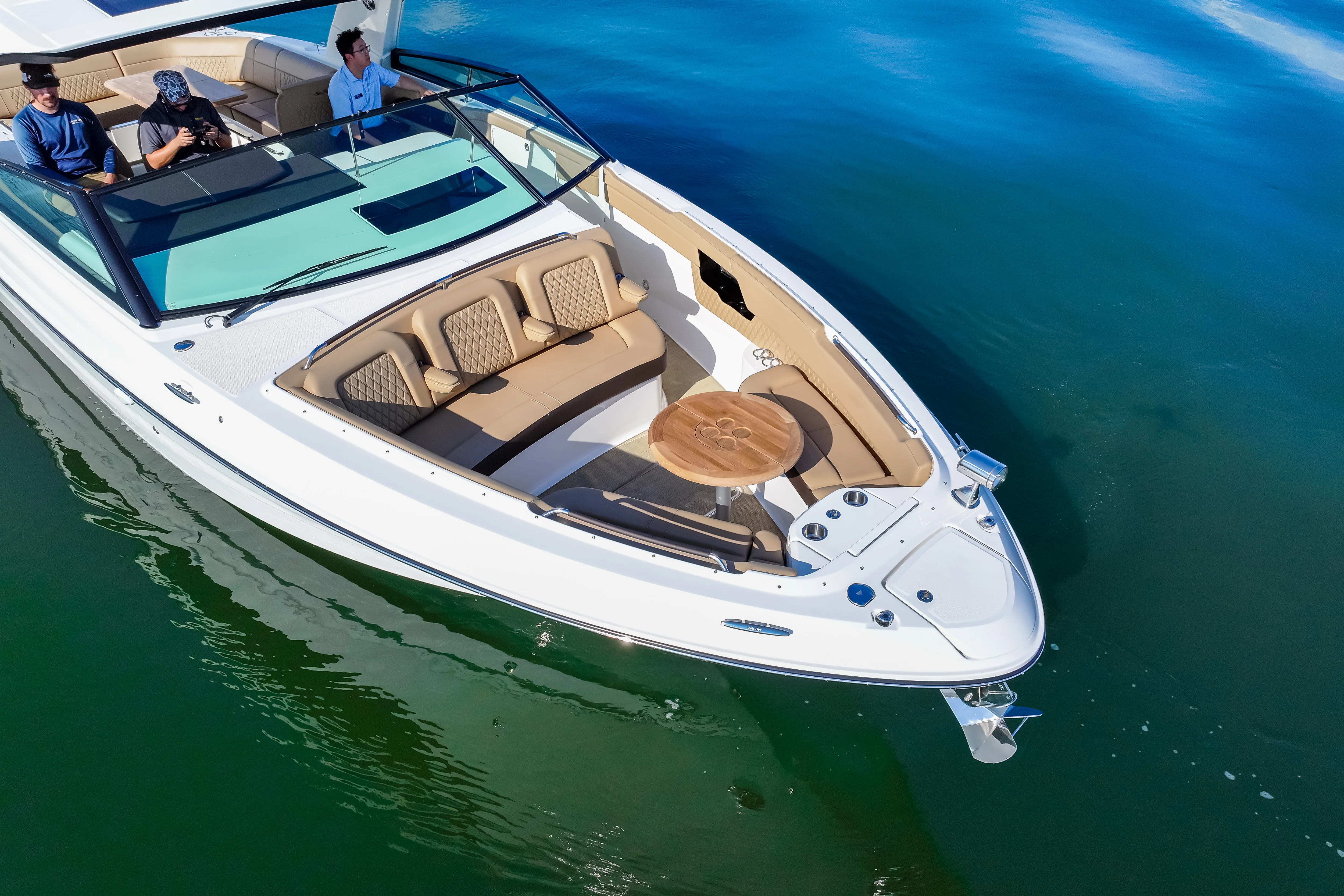 2025 Sea Ray SLX 400 Outboard Image Thumbnail #3