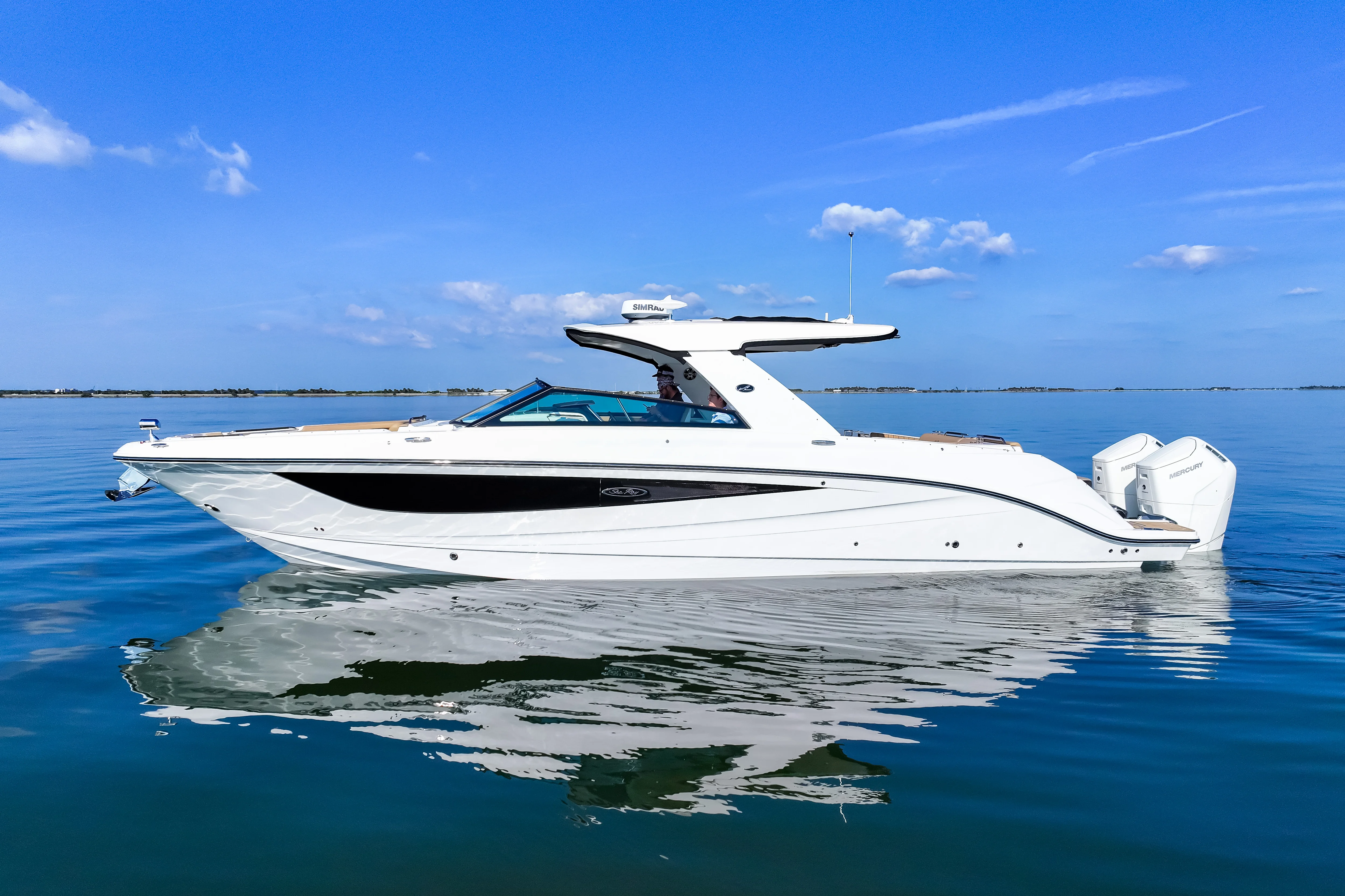 2025 Sea Ray SLX 400 Outboard Image Thumbnail #12