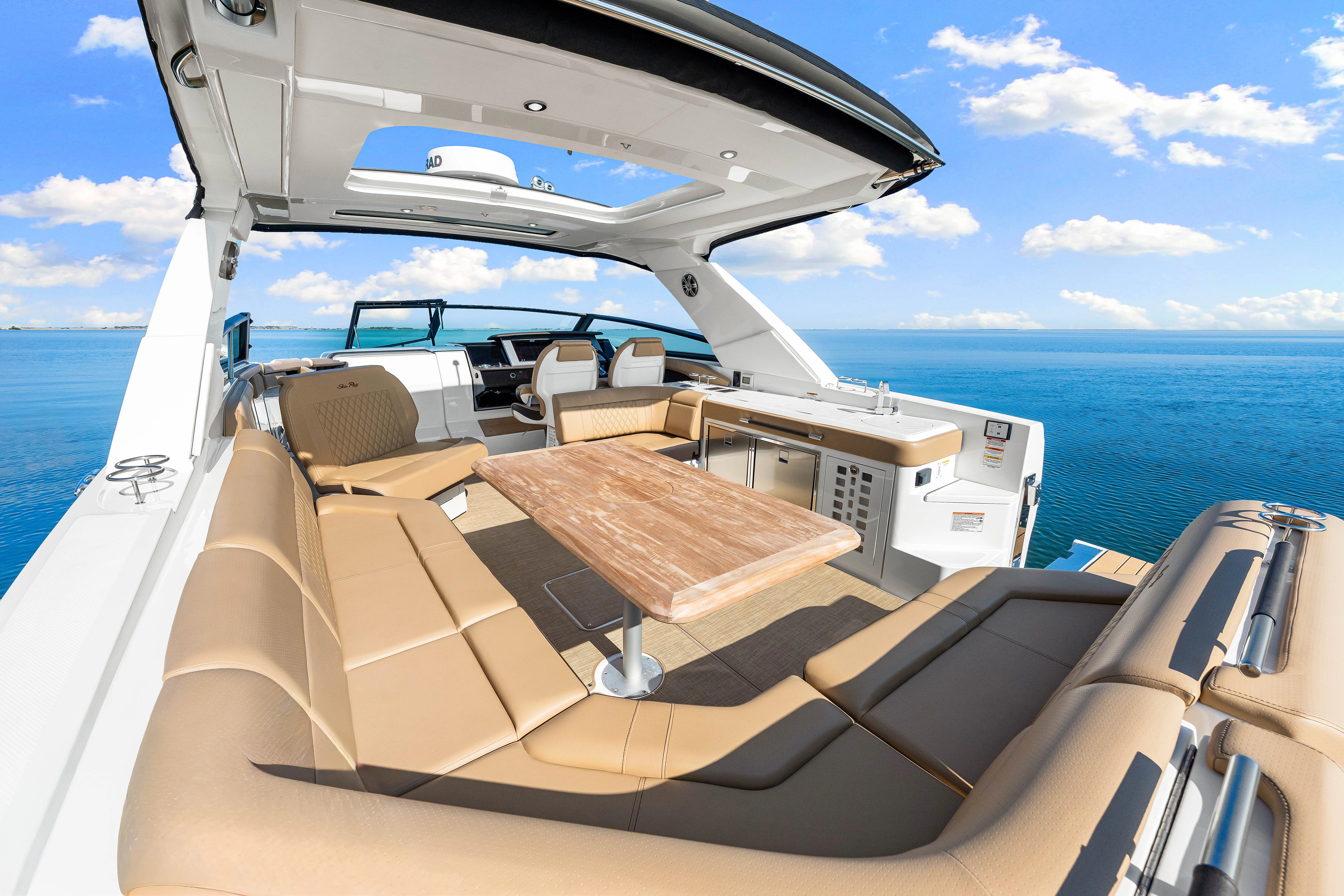 2025 Sea Ray SLX 400 Outboard Image Thumbnail #32