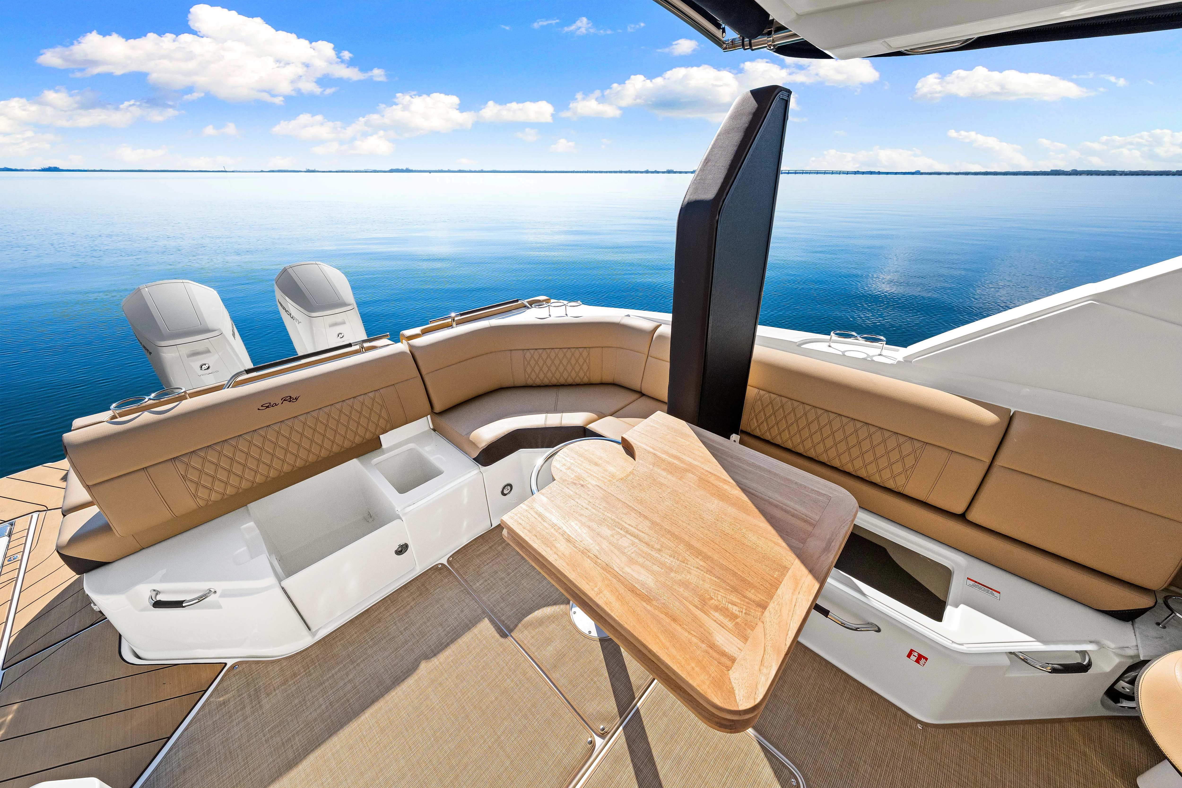 2025 Sea Ray SLX 400 Outboard Image Thumbnail #43