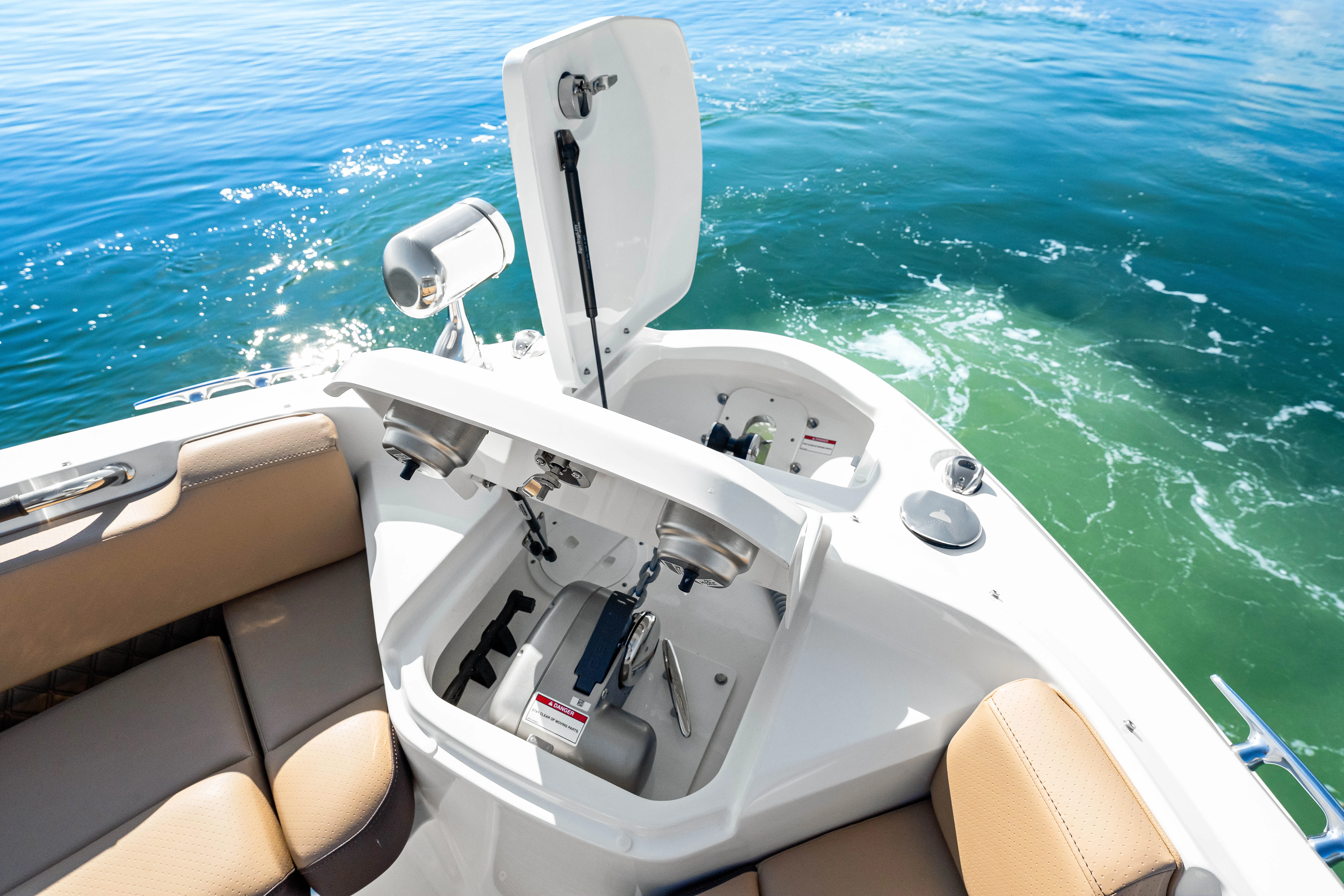 2025 Sea Ray SLX 400 Outboard Image Thumbnail #50