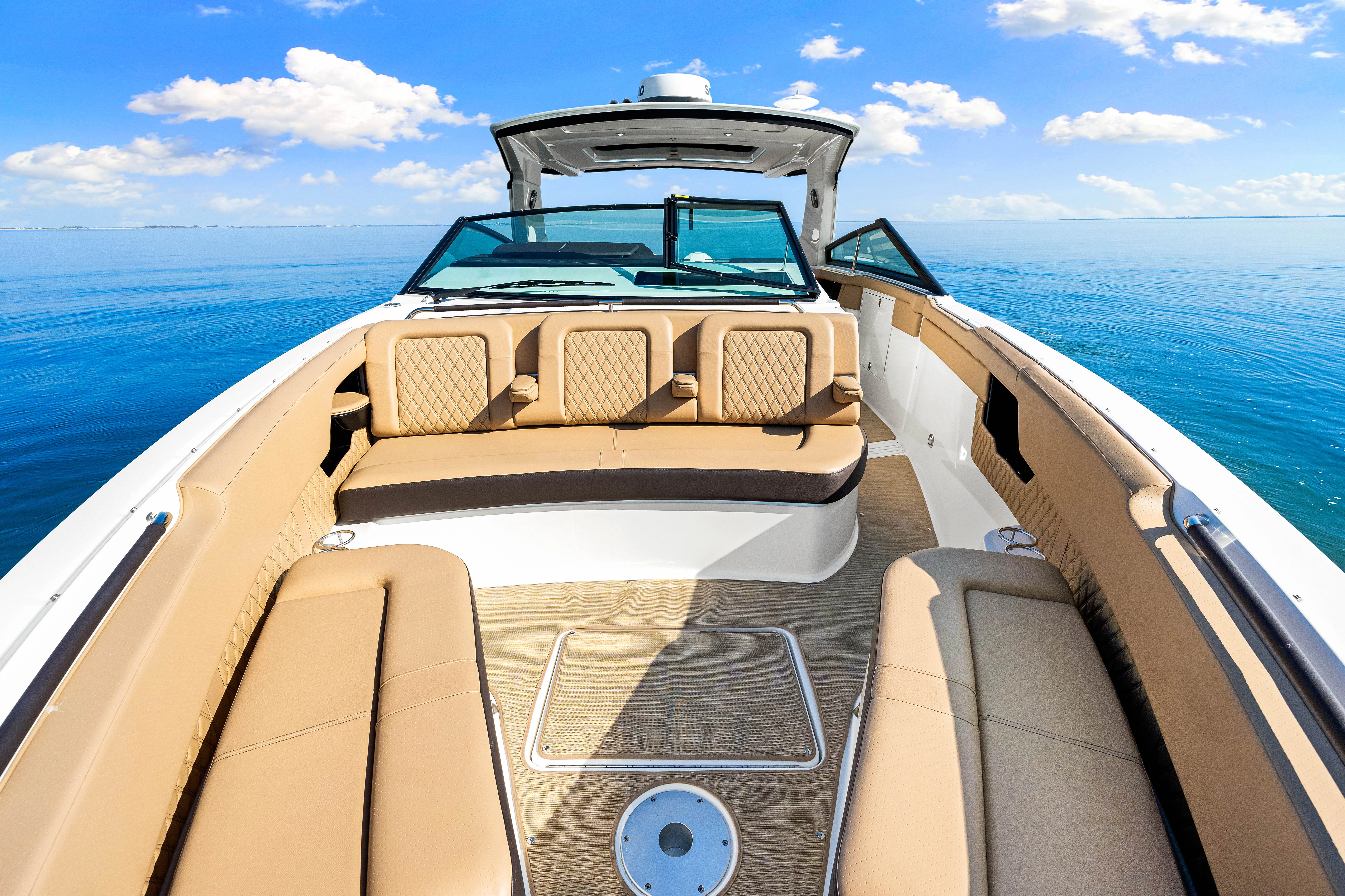 2025 Sea Ray SLX 400 Outboard Image Thumbnail #48