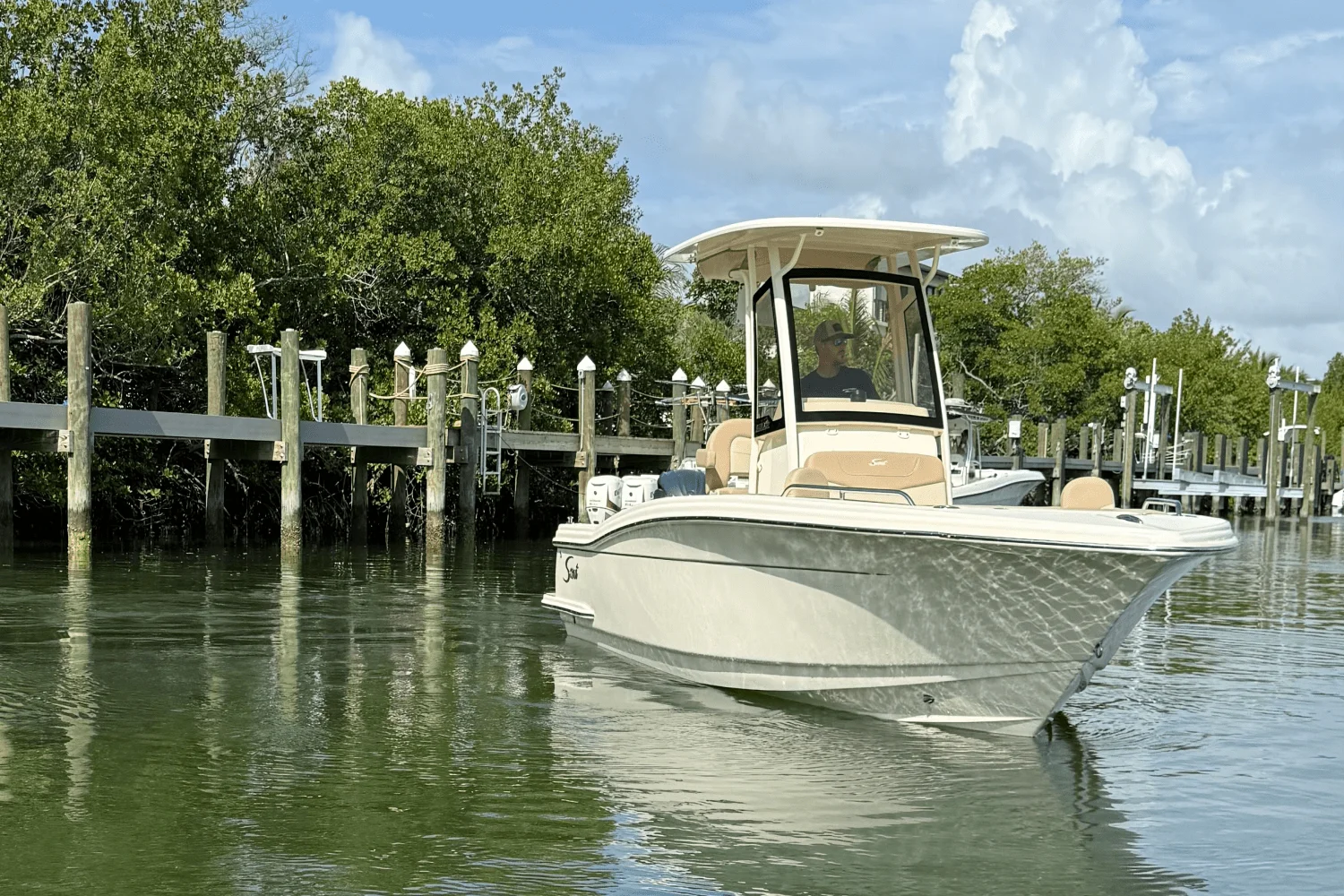 2026 Scout 215 XSF Image Thumbnail #0