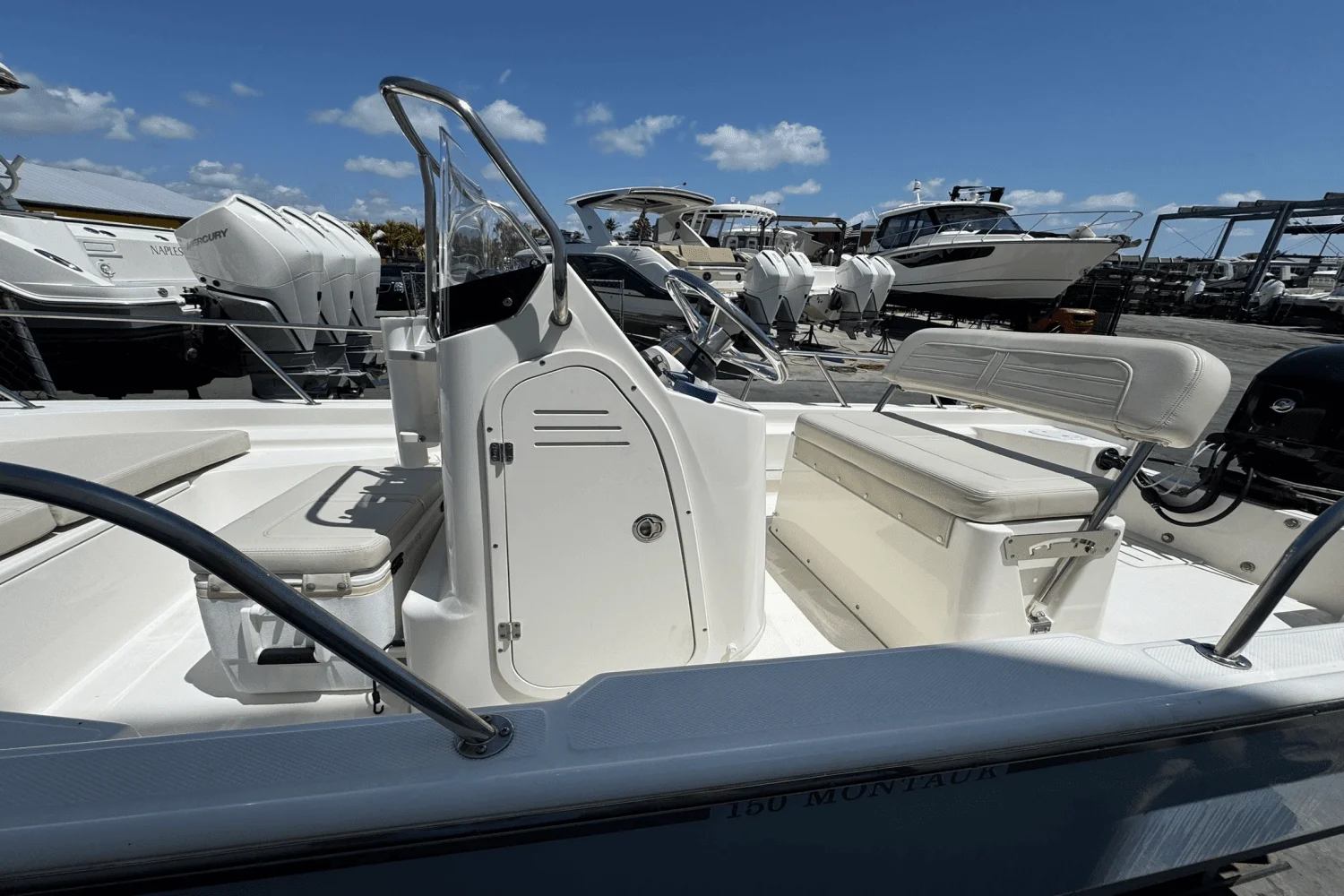 2020 Boston Whaler 150 Montauk Image Thumbnail #10