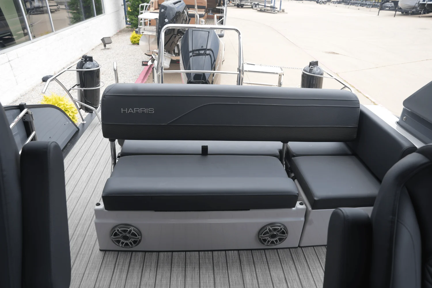 2025 Harris Grand Mariner 250 Image Thumbnail #15