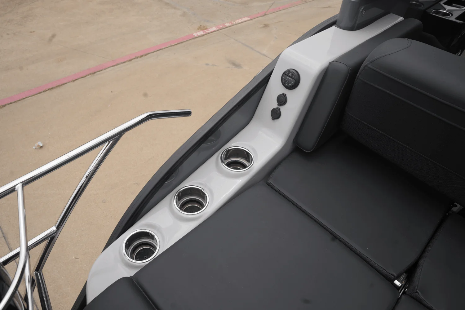 2025 Harris Grand Mariner 250 Image Thumbnail #11