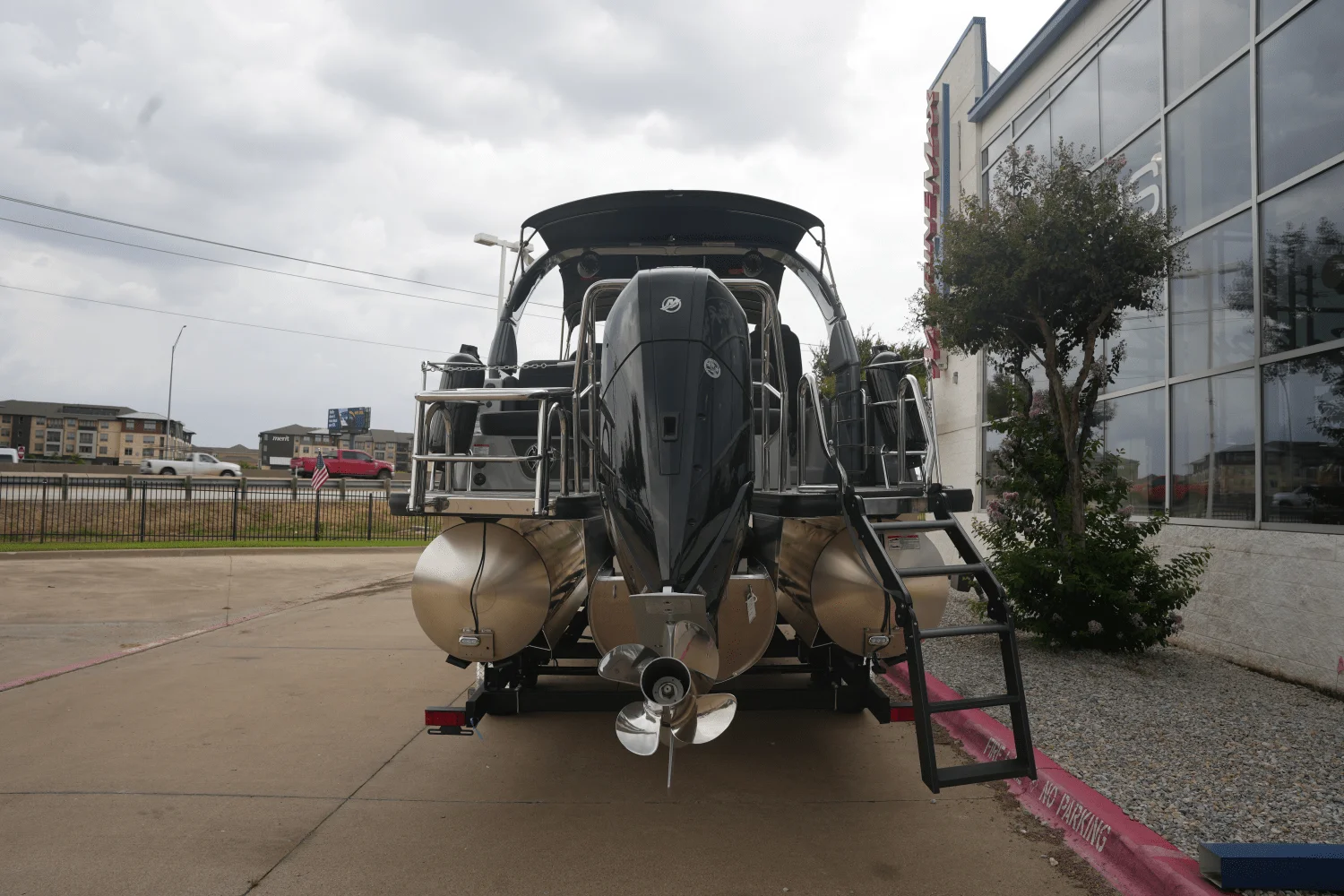 2025 Harris Grand Mariner 250 Image Thumbnail #3