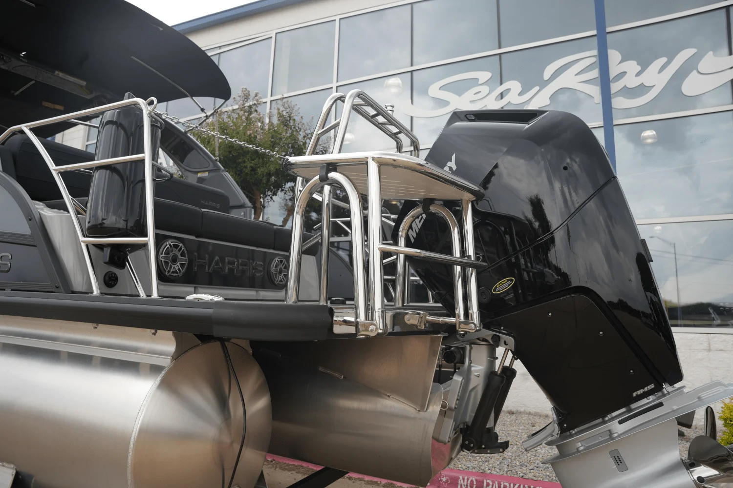 2025 Harris Grand Mariner 250 Image Thumbnail #4