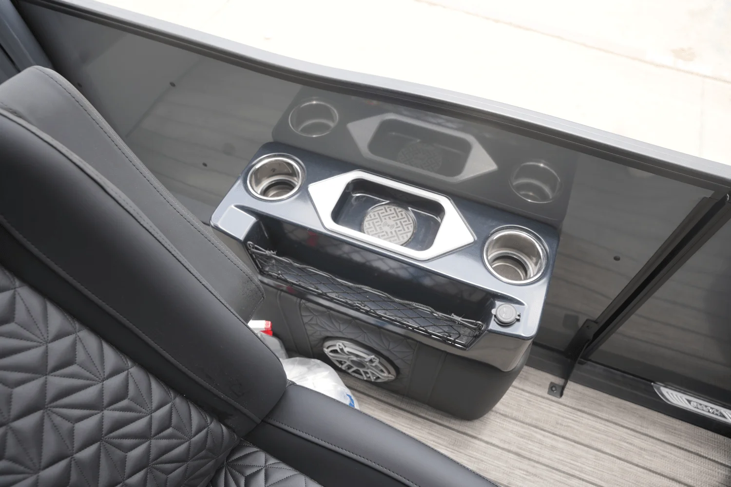 2025 Harris Grand Mariner 250 Image Thumbnail #17