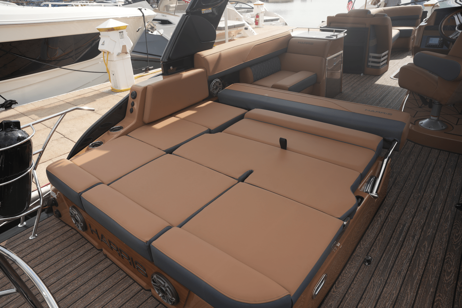 2025 Harris 270 Grand Mariner Image Thumbnail #22