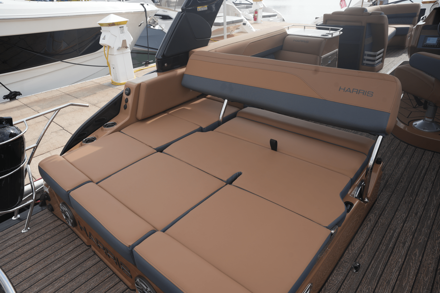 2025 Harris 270 Grand Mariner Image Thumbnail #21