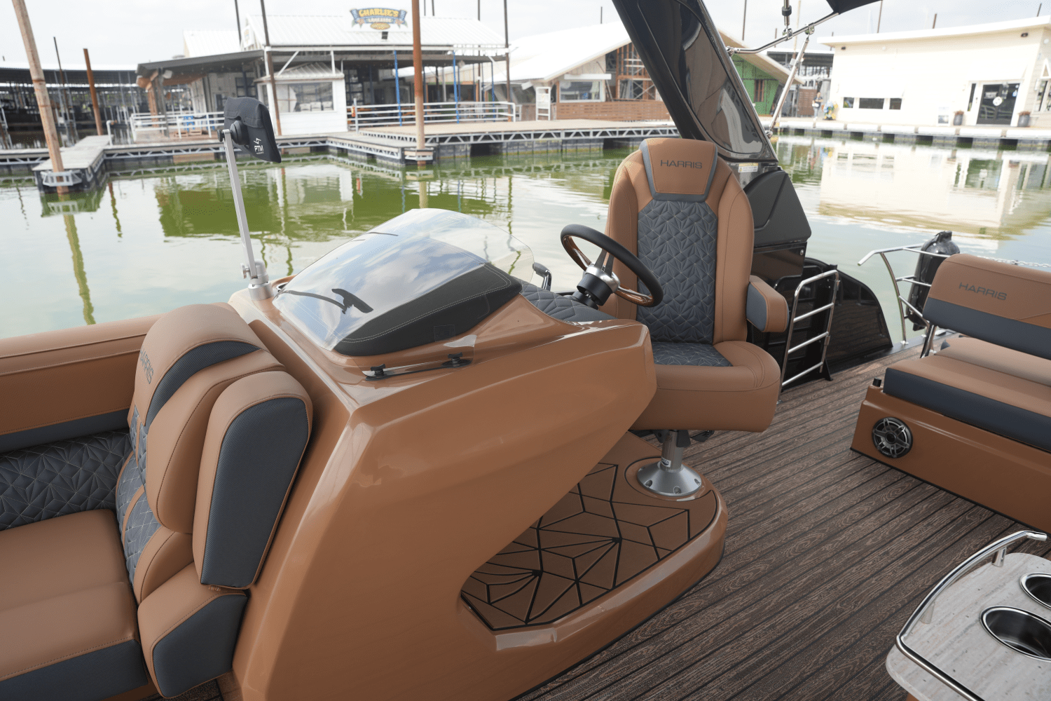 2025 Harris 270 Grand Mariner Image Thumbnail #13