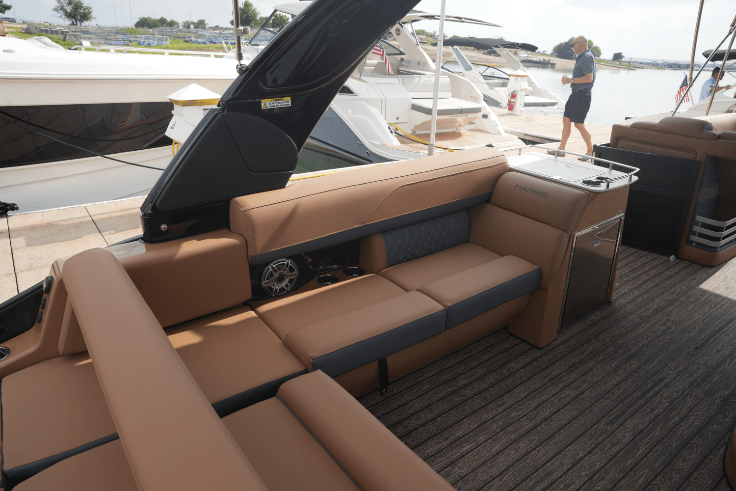 2025 Harris 270 Grand Mariner Image Thumbnail #17