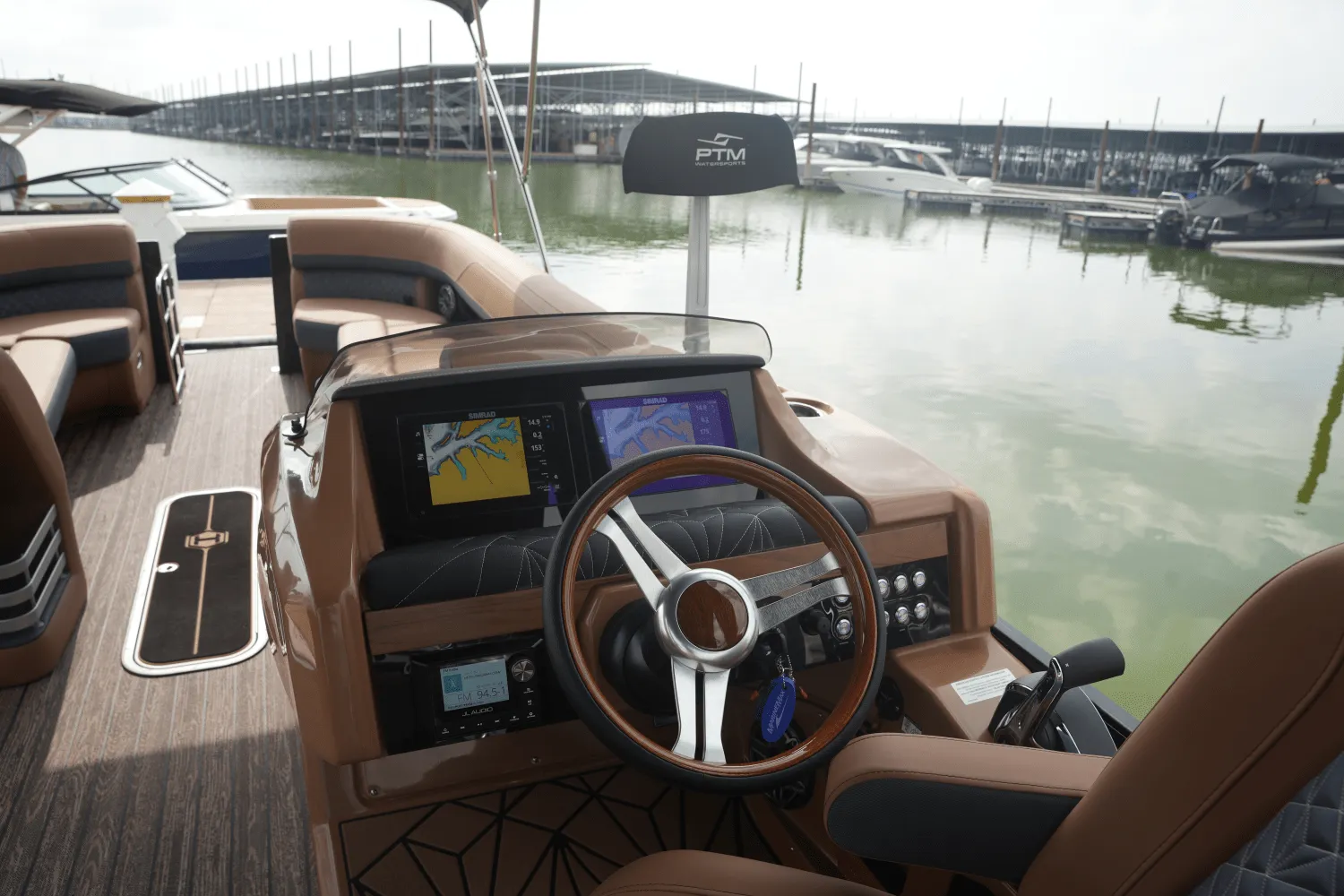 2025 Harris 270 Grand Mariner Image Thumbnail #15