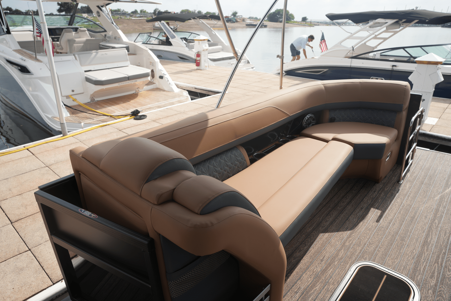 2025 Harris 270 Grand Mariner Image Thumbnail #5