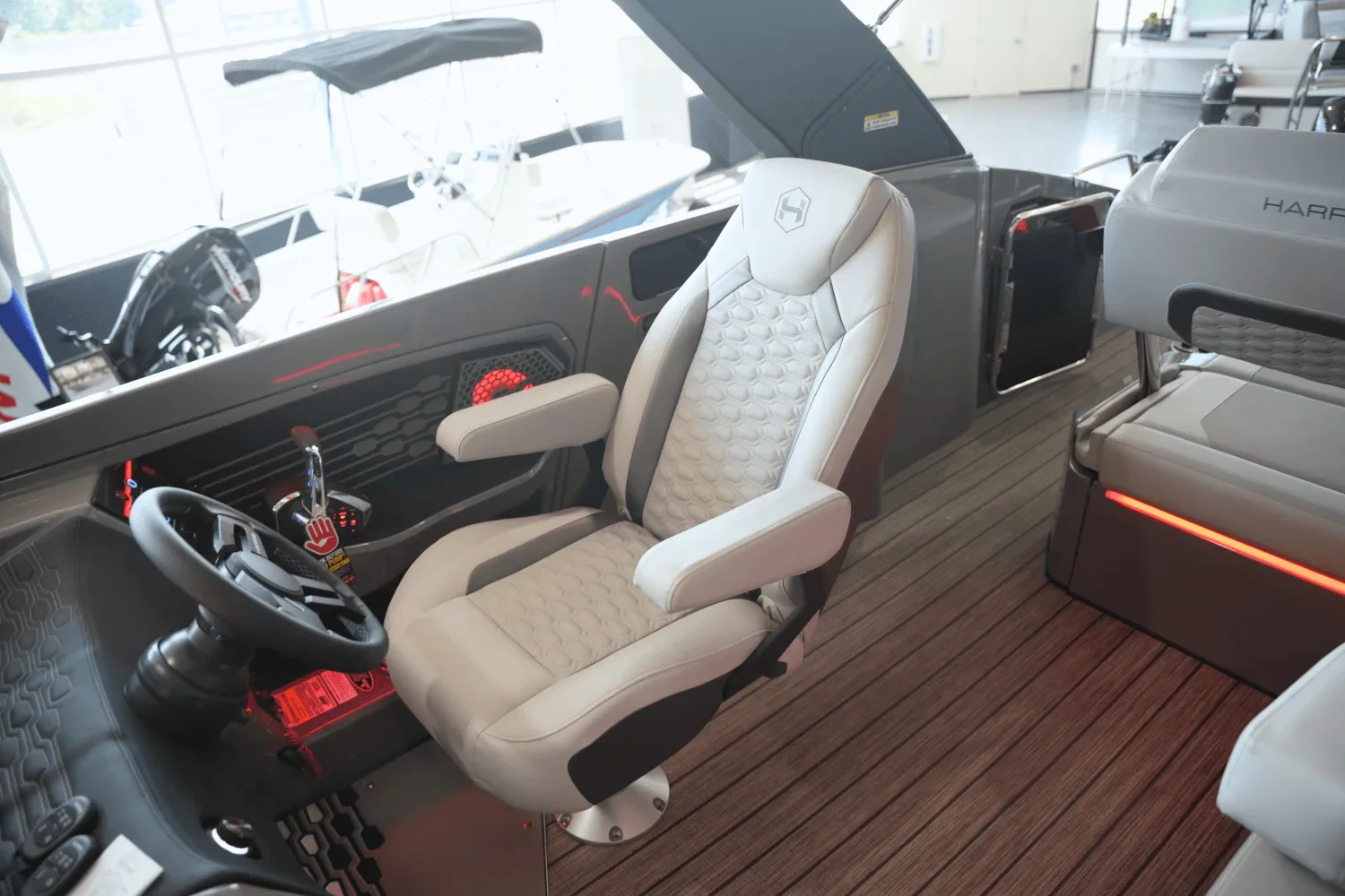 2025 Harris 250 Crowne Image Thumbnail #14