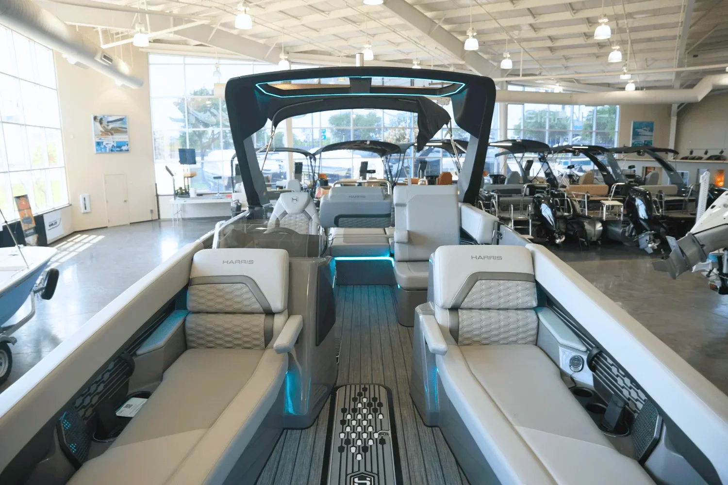 2025 Harris 250 Crowne Image Thumbnail #8