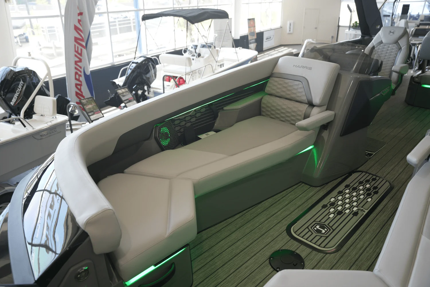 2025 Harris 250 Crowne Image Thumbnail #9