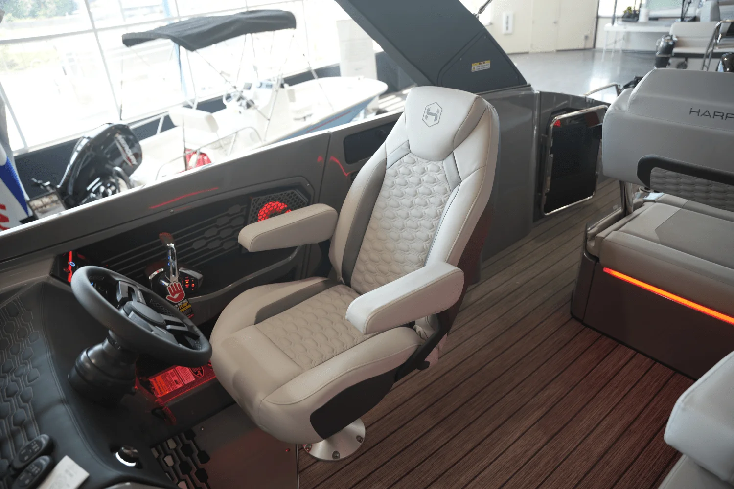 2025 Harris 250 Crowne Image Thumbnail #14