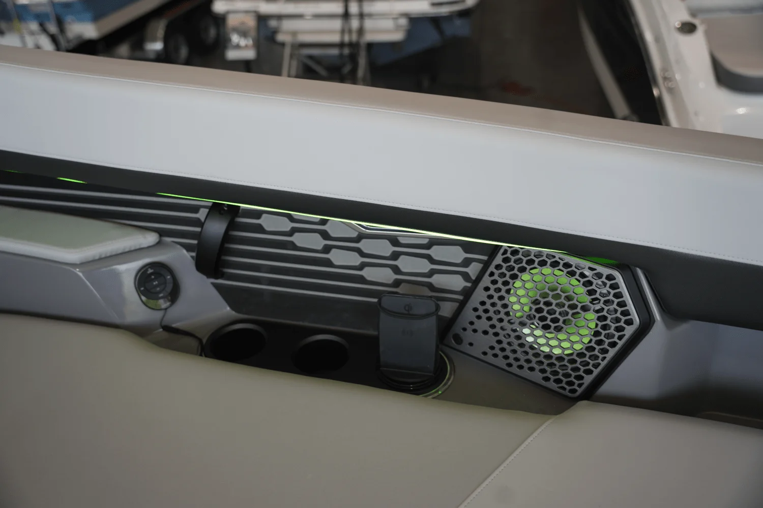 2025 Harris 250 Crowne Image Thumbnail #11