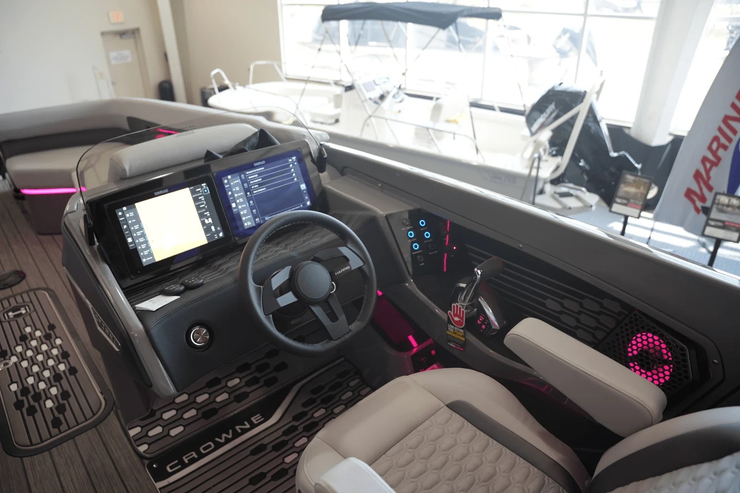 2025 Harris 250 Crowne Image Thumbnail #15