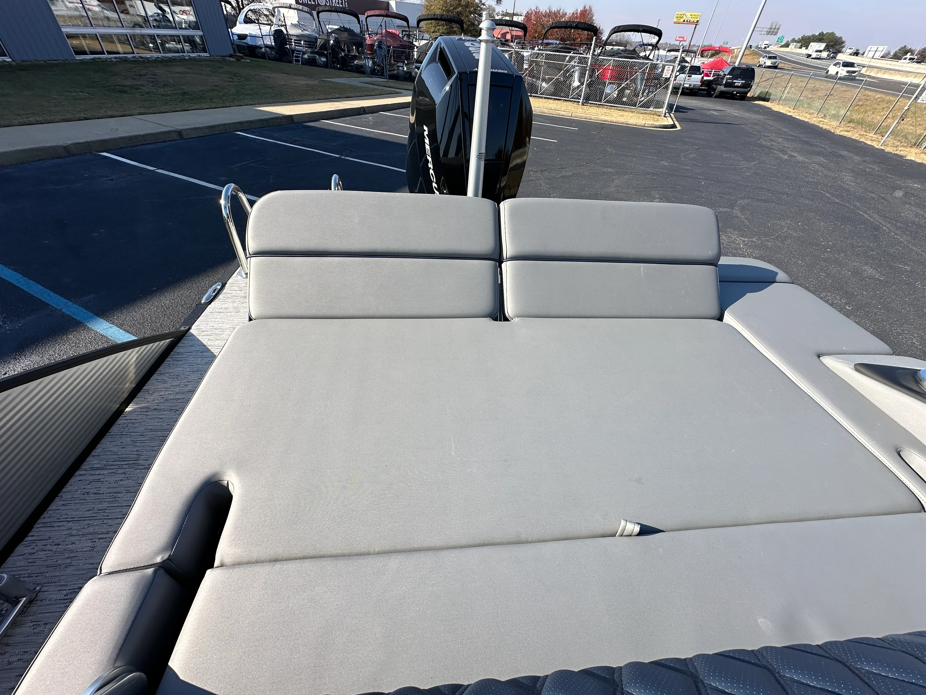 2025 Bennington 23RSBA Image Thumbnail #7