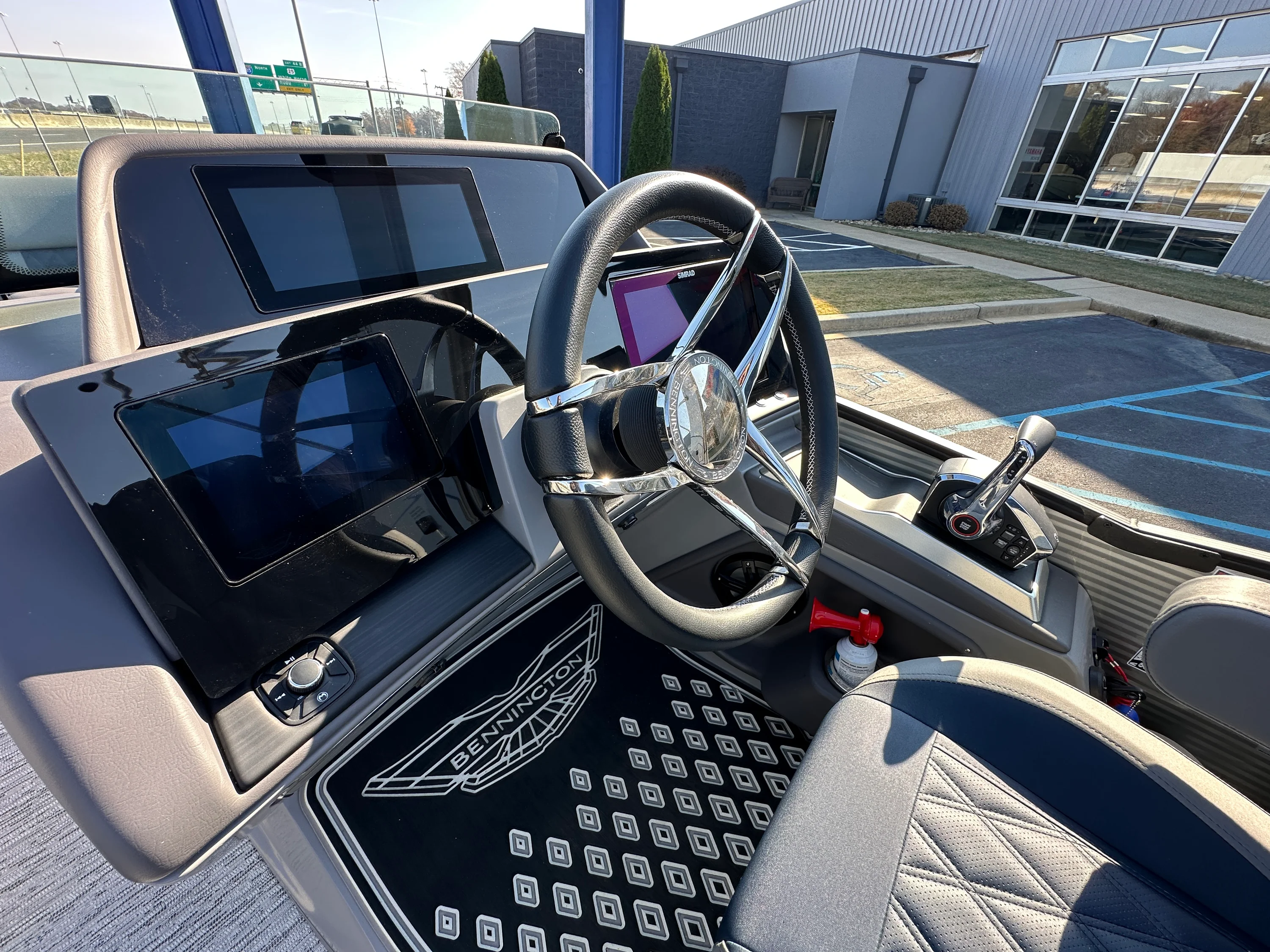 2025 Bennington 23RSBA Image Thumbnail #14