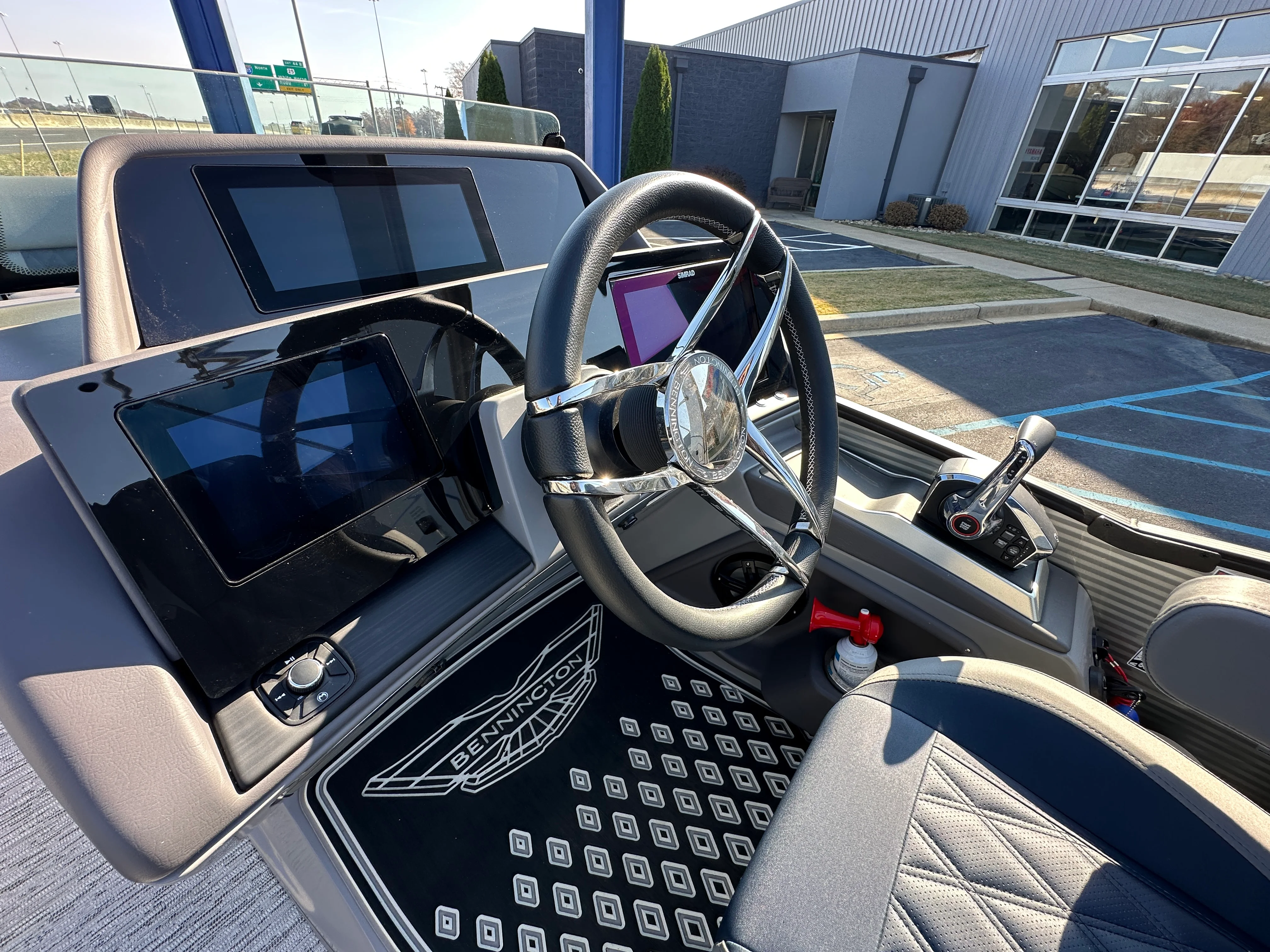 2025 Bennington 23RSBA Image Thumbnail #14