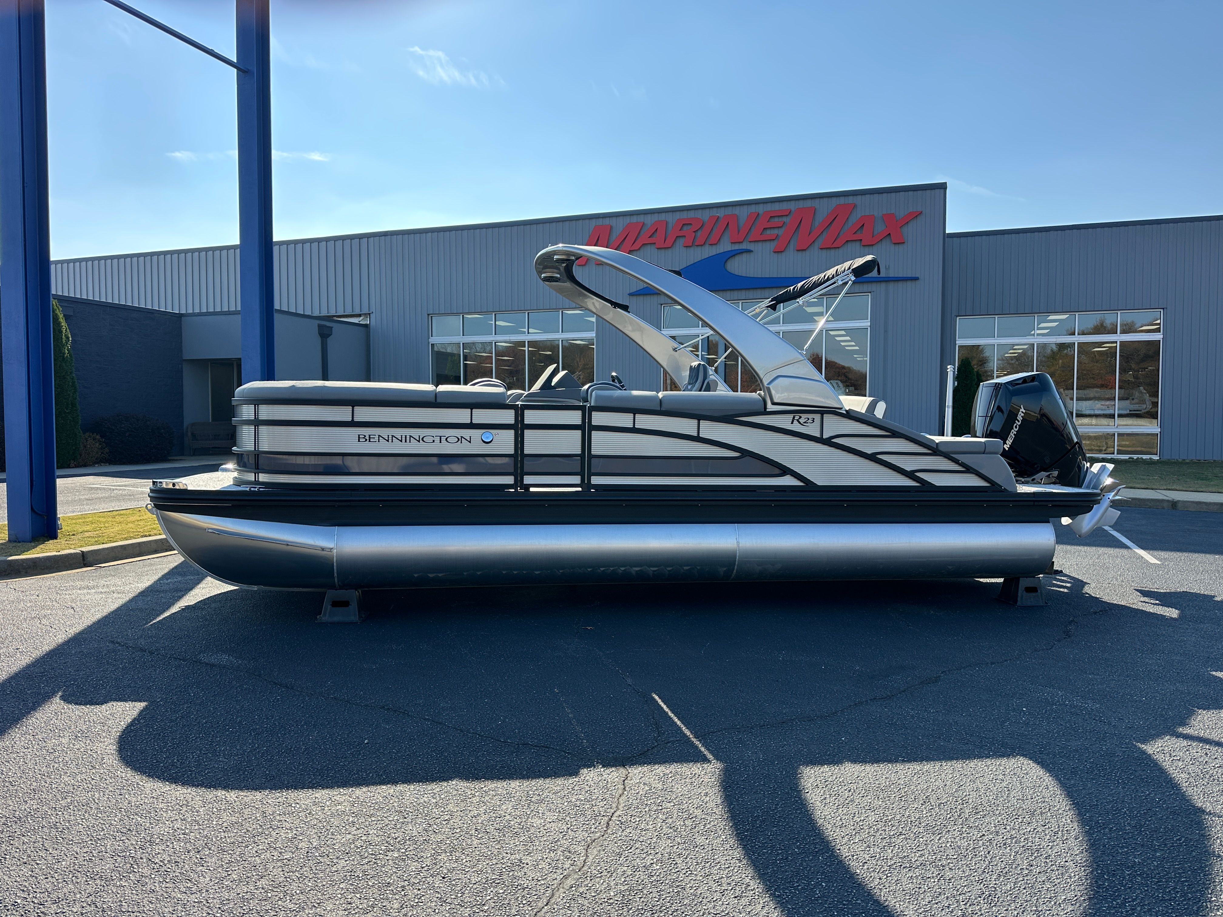 2025 Bennington 23RSBA