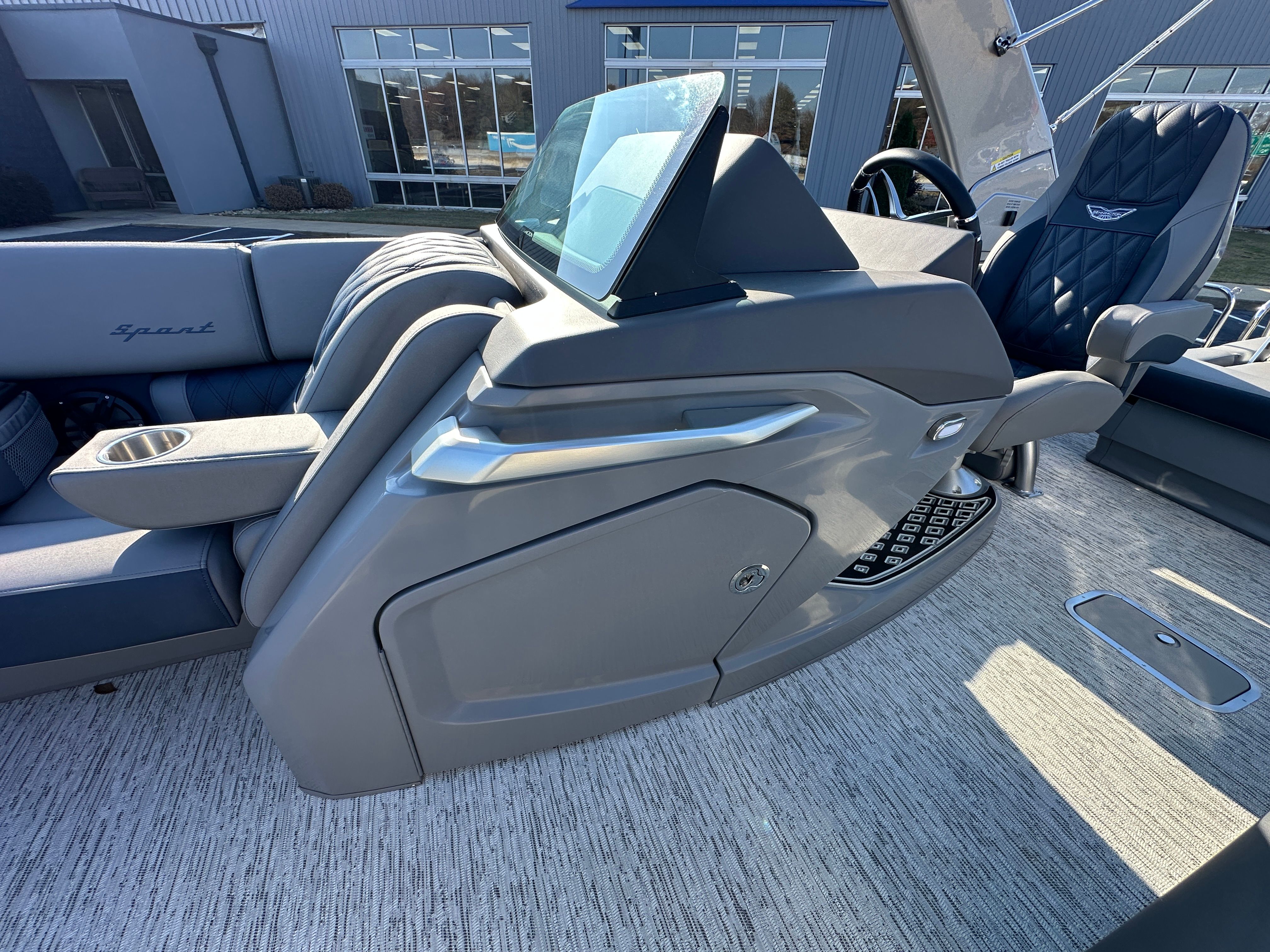 2025 Bennington 23RSBA Image Thumbnail #17