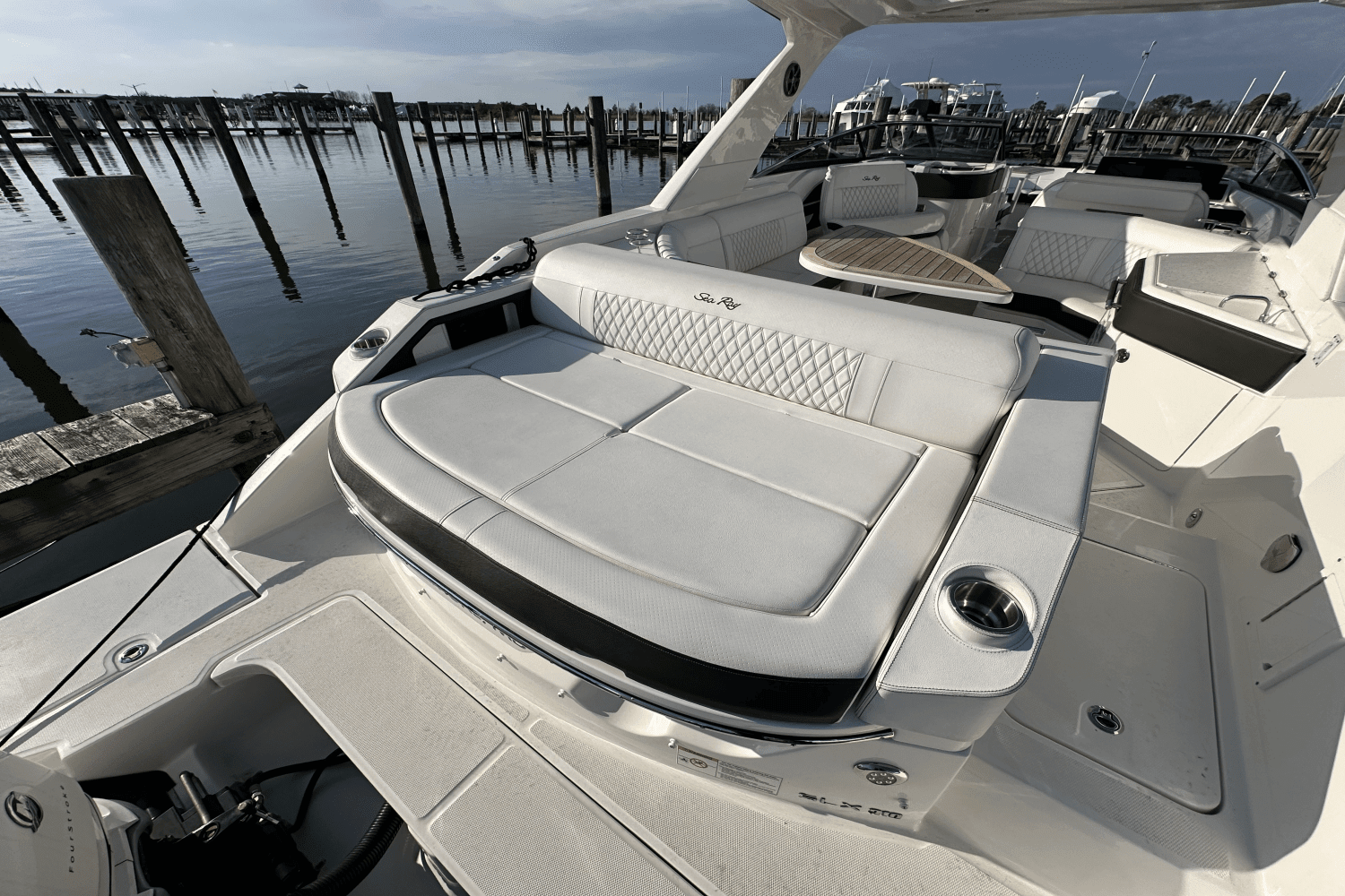 2019 Sea Ray SLX 310 OB Image Thumbnail #10