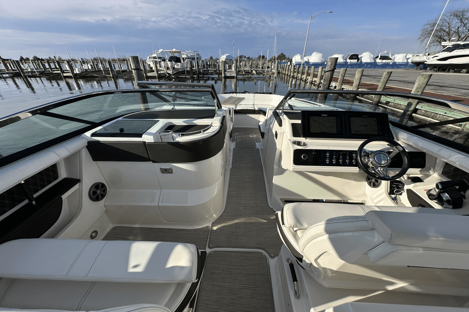 2019 Sea Ray SLX 310 OB Image Thumbnail #26