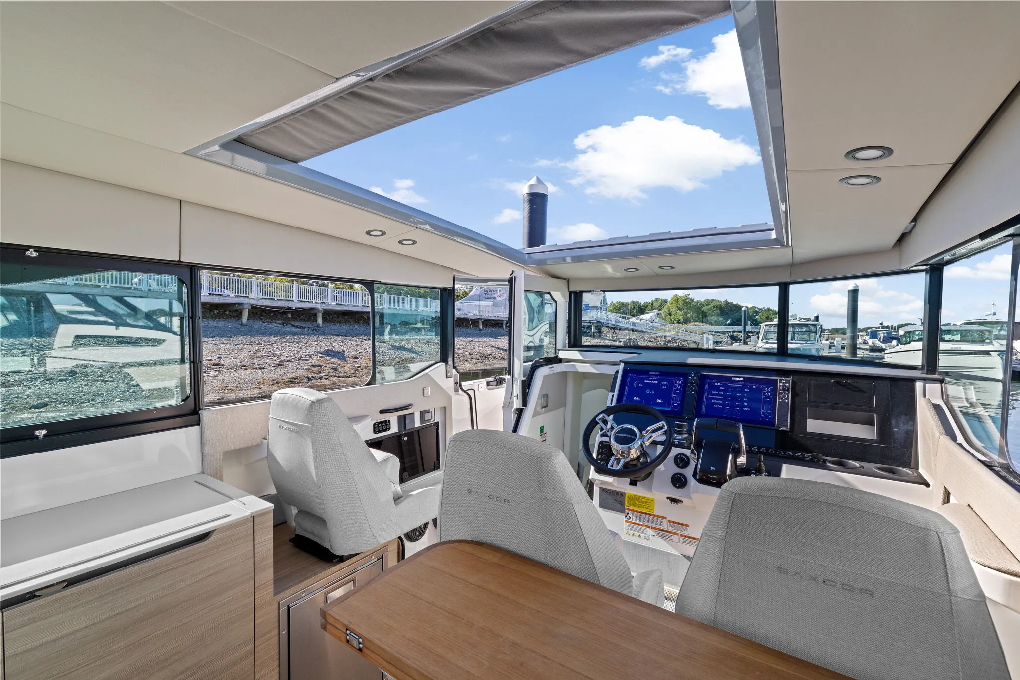 2026 Saxdor 320 GTC Image Thumbnail #18