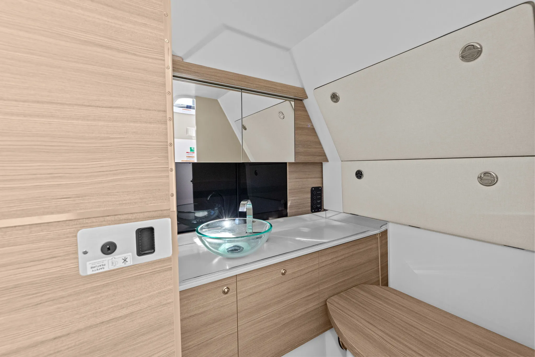 2026 Saxdor 320 GTC Image Thumbnail #36