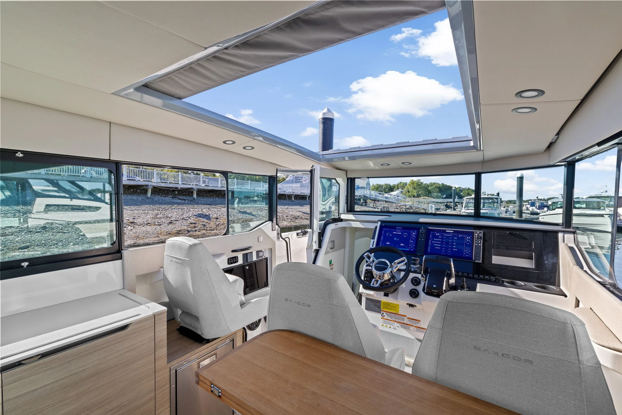 2026 Saxdor 320 GTC Image Thumbnail #18