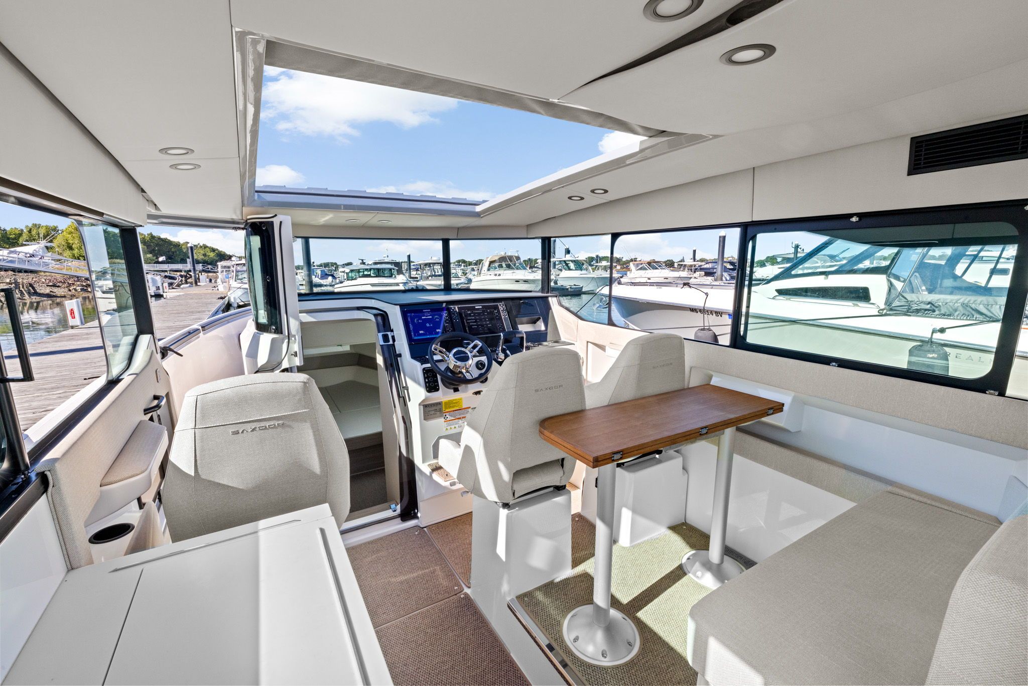 2026 Saxdor 320 GTC Image Thumbnail #15