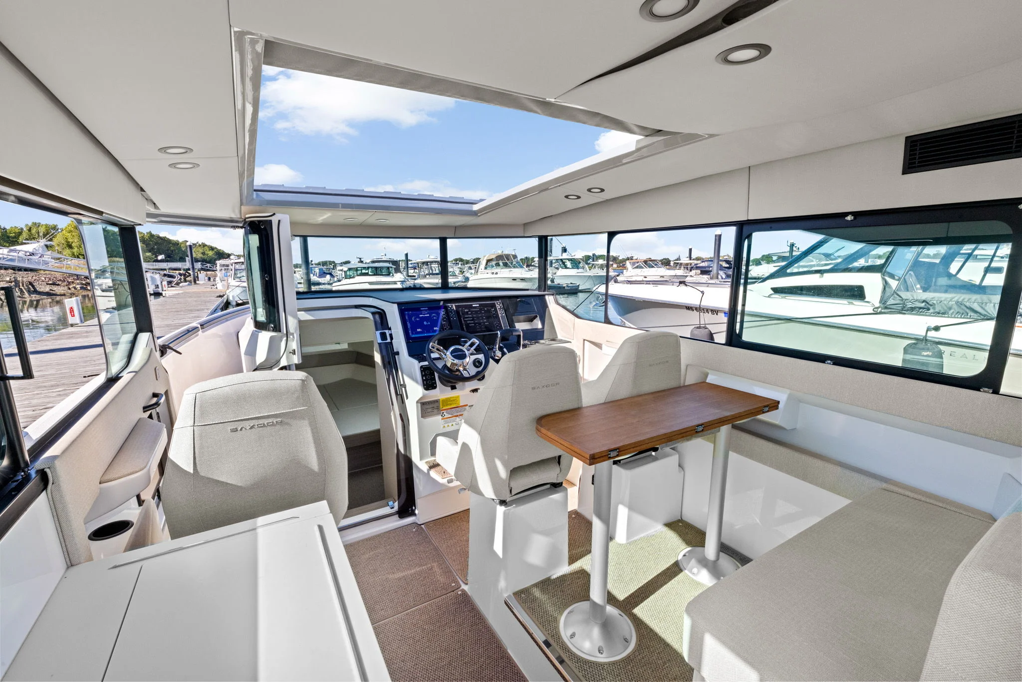 2026 Saxdor 320 GTC Image Thumbnail #15