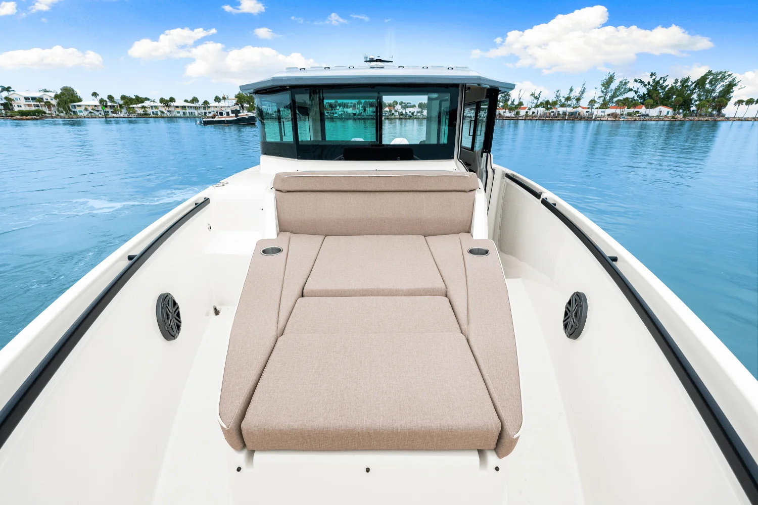 2026 Saxdor 320 GTC Image Thumbnail #30