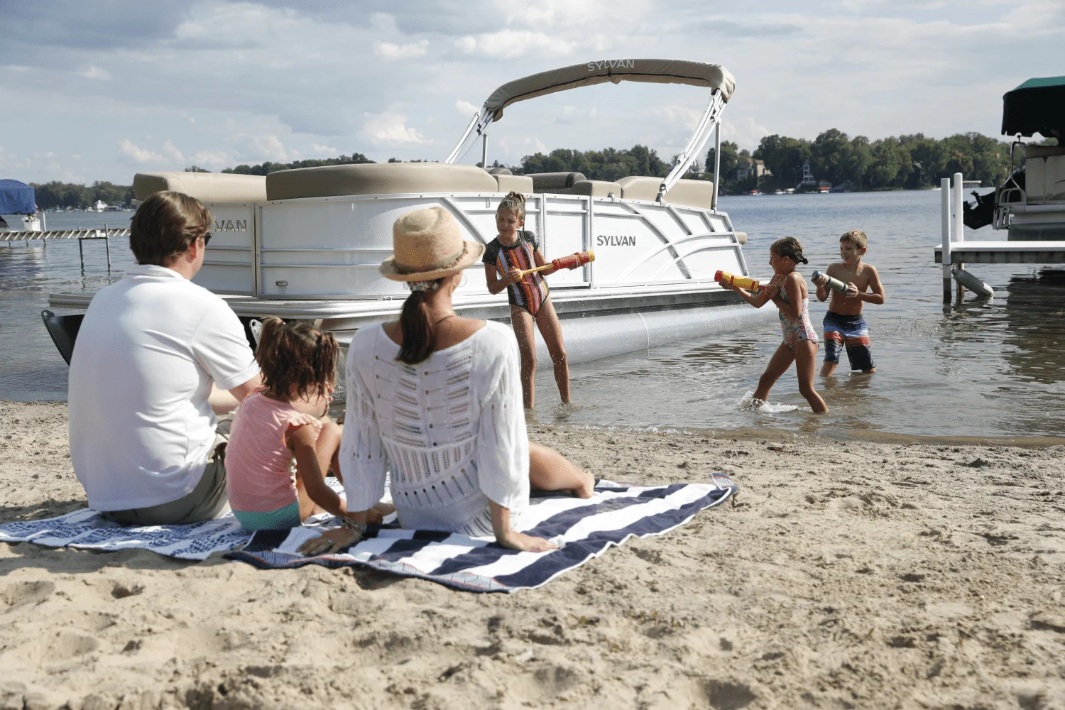 2025 Sylvan MIRAGE 8520 Image Thumbnail #0