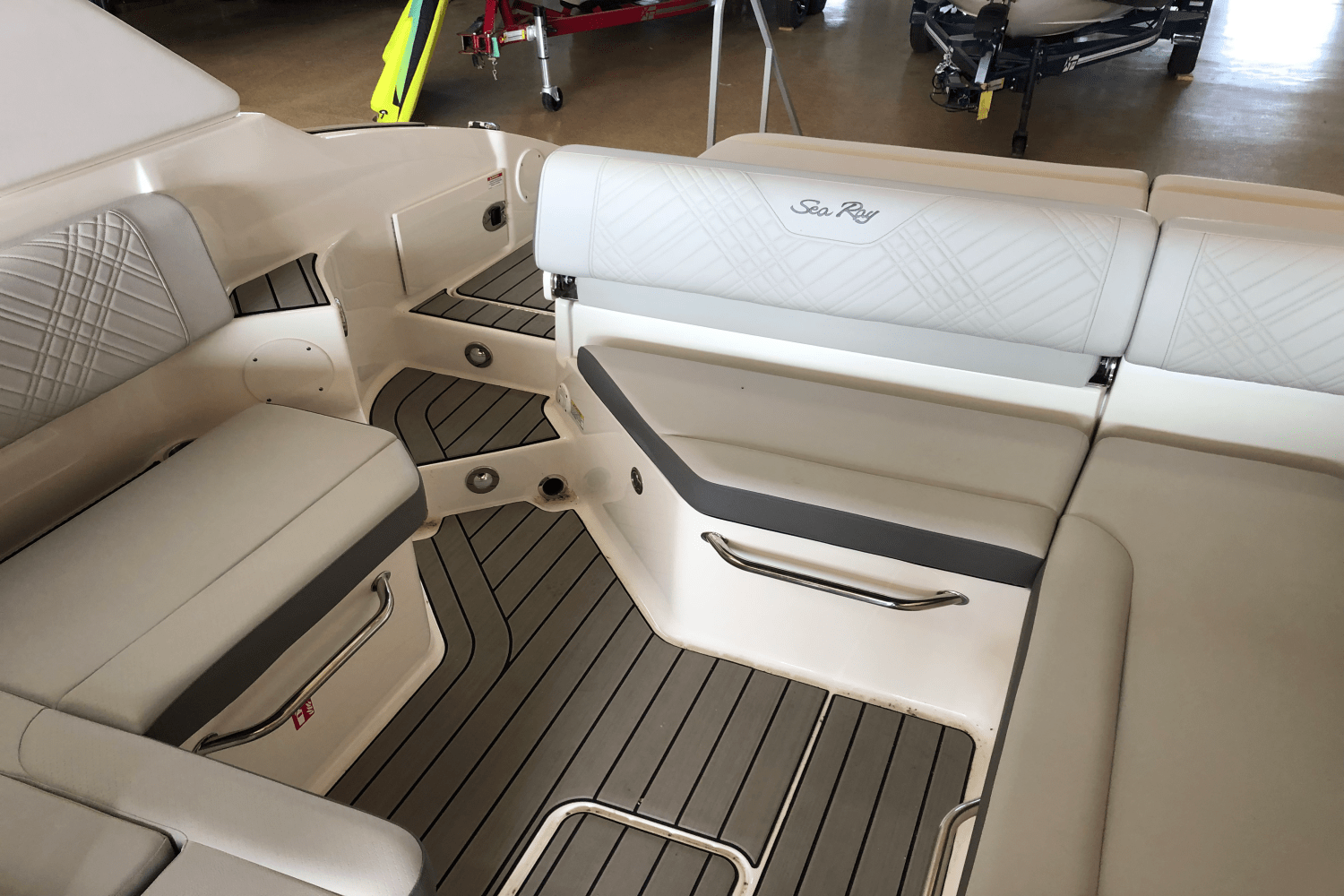 2025 Sea Ray 250 SDX Image Thumbnail #28