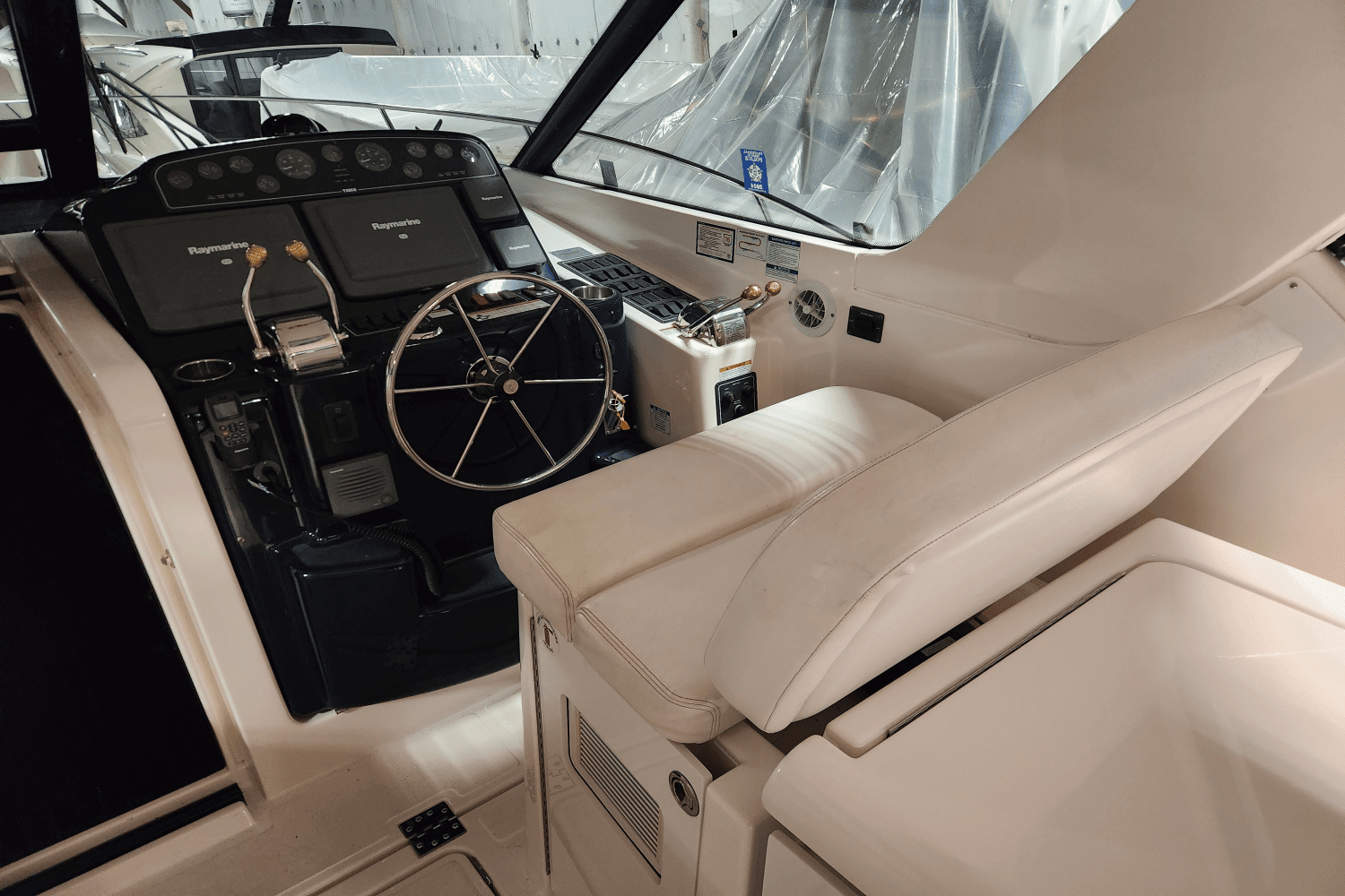 2006 Tiara Yachts 3600SOVRAN Image Thumbnail #18