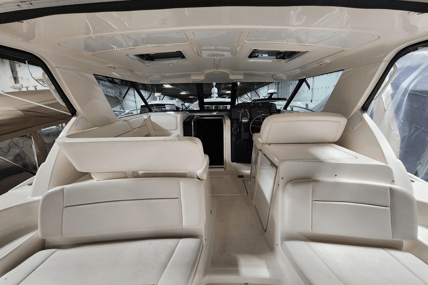 2006 Tiara Yachts 3600SOVRAN Image Thumbnail #10