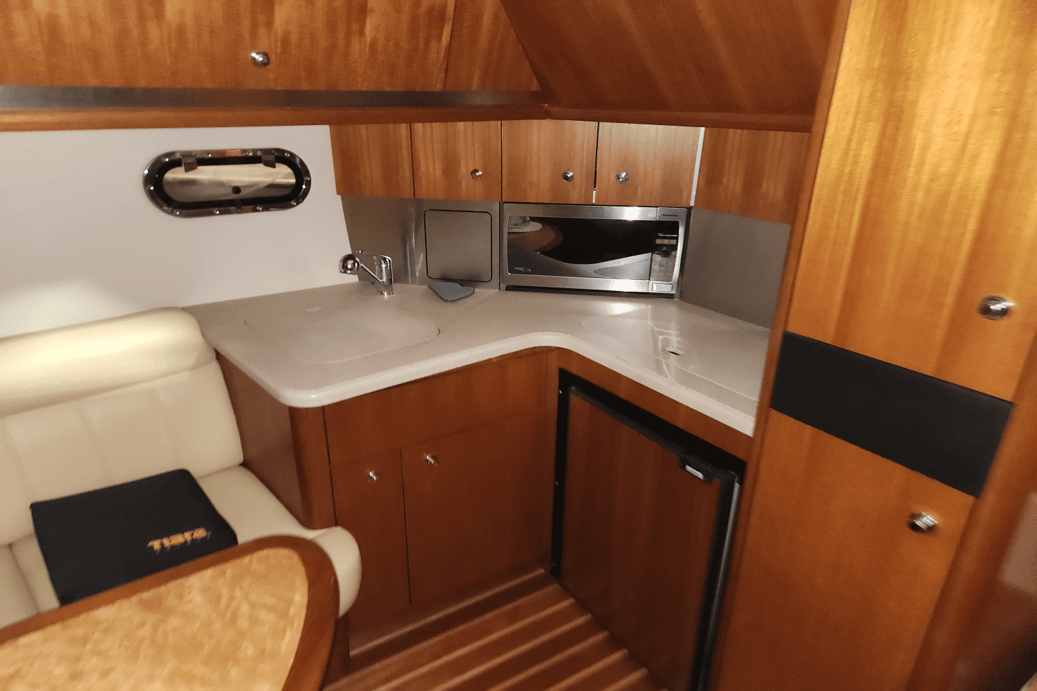 2006 Tiara Yachts 3600SOVRAN Image Thumbnail #27