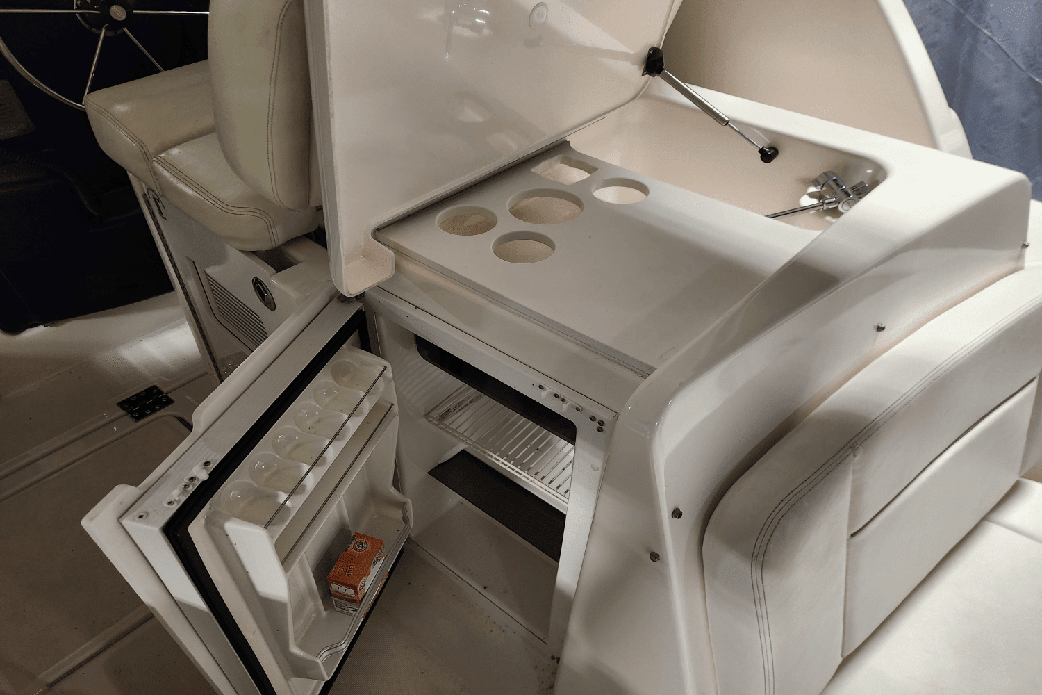 2006 Tiara Yachts 3600SOVRAN Image Thumbnail #16