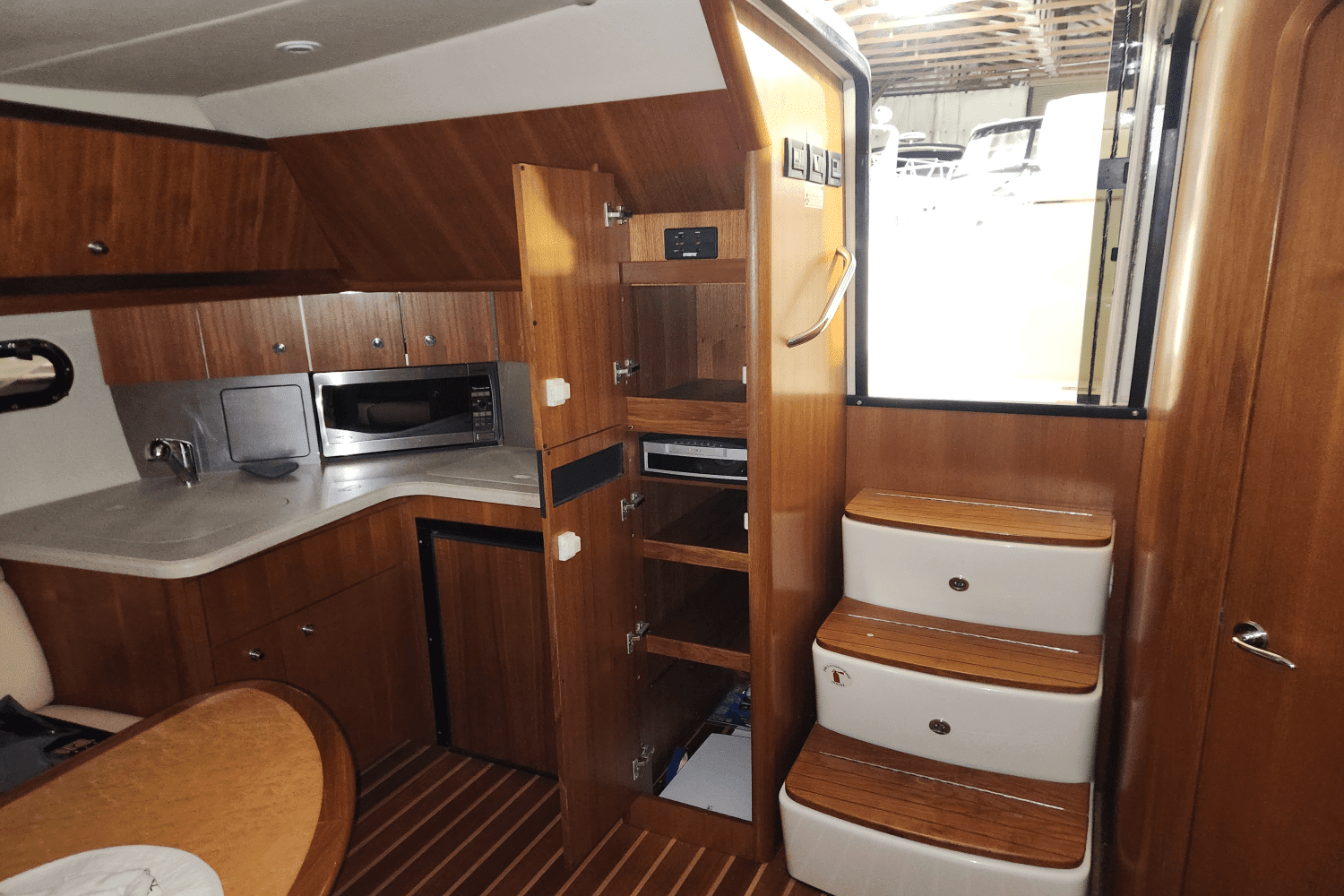 2006 Tiara Yachts 3600SOVRAN Image Thumbnail #23