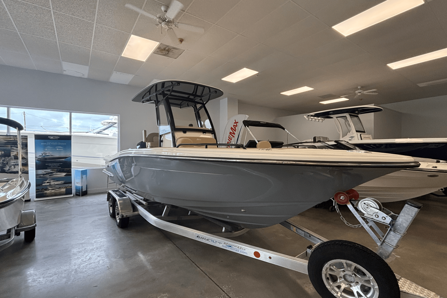 2026 Scout 215 XSF Image Thumbnail #0