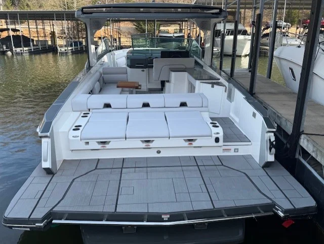 2023 Aviara AV36 Image Thumbnail #8