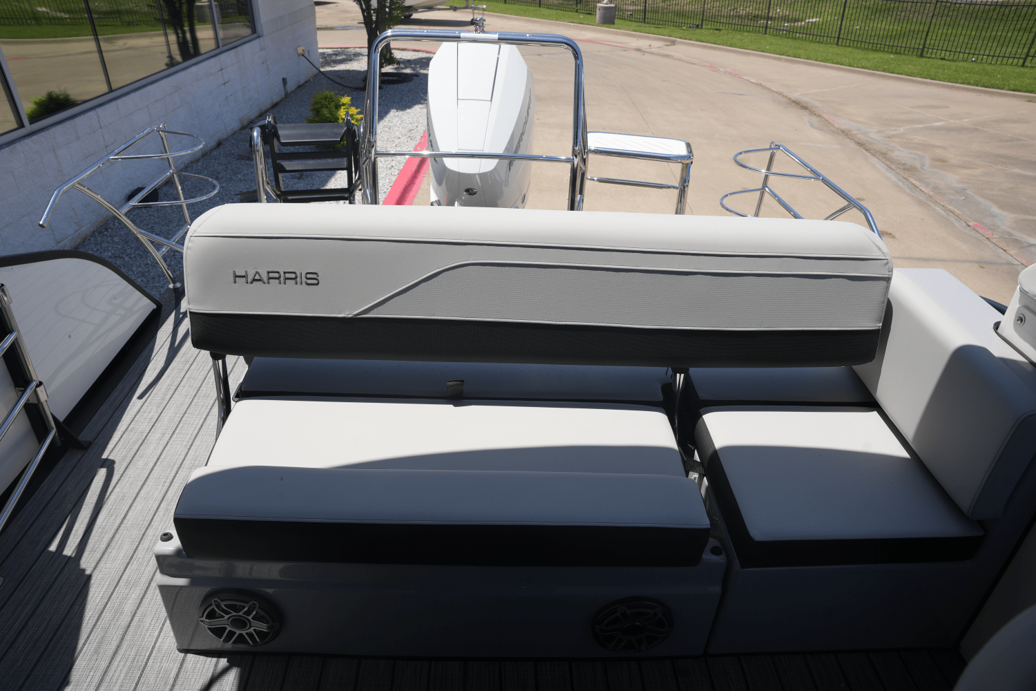 2025 Harris Grand Mariner 250 Image Thumbnail #16