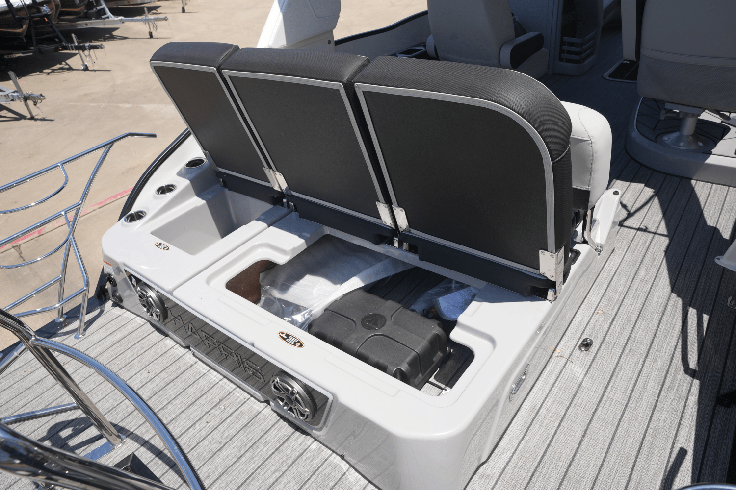 2025 Harris Grand Mariner 250 Image Thumbnail #20